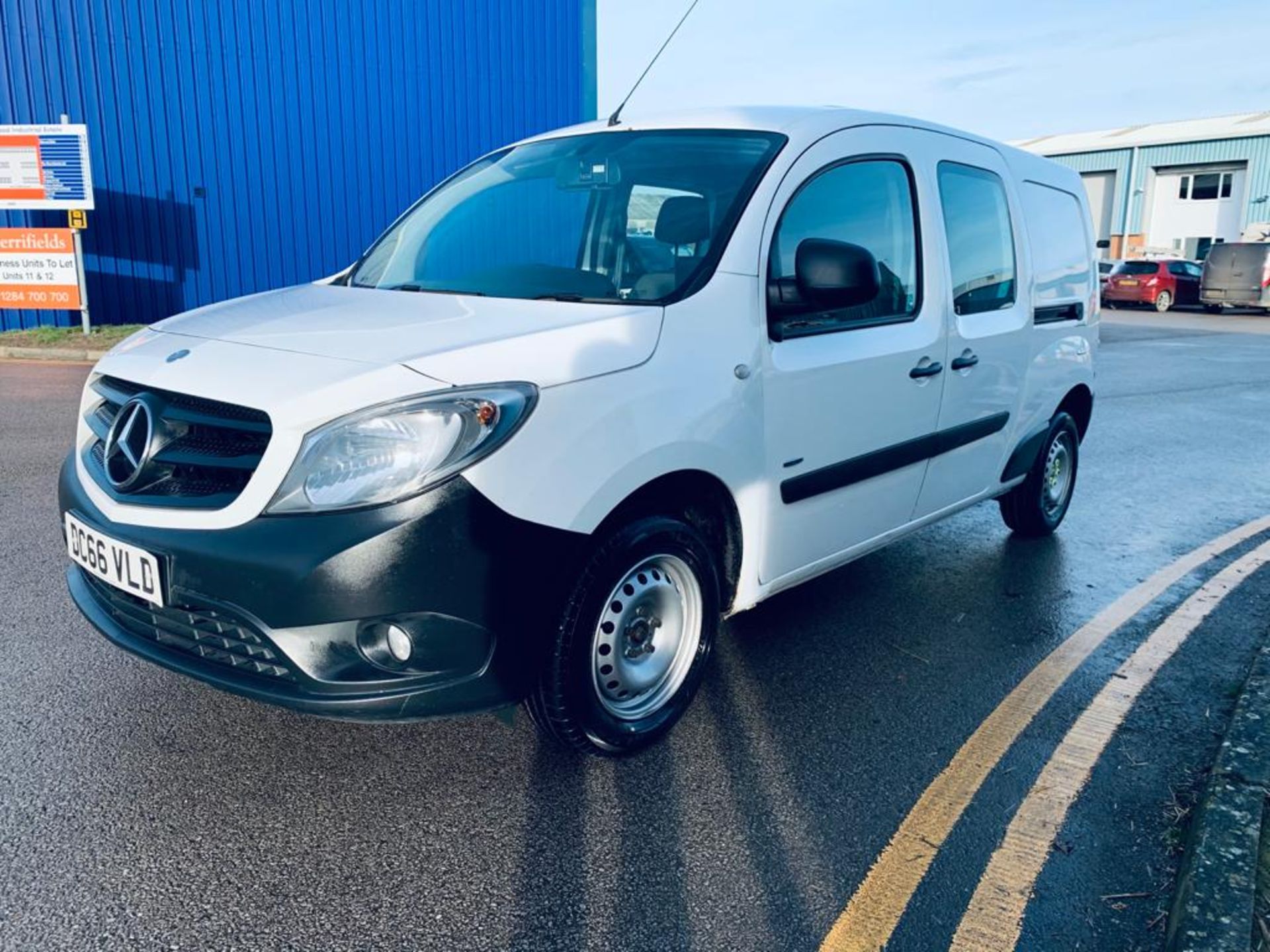 Mercedes Citan 1.5 111 CDI Dualiner Crew Van (5 Seats) - 2017 Model - XLWB - AIR CON - Reversing Cam