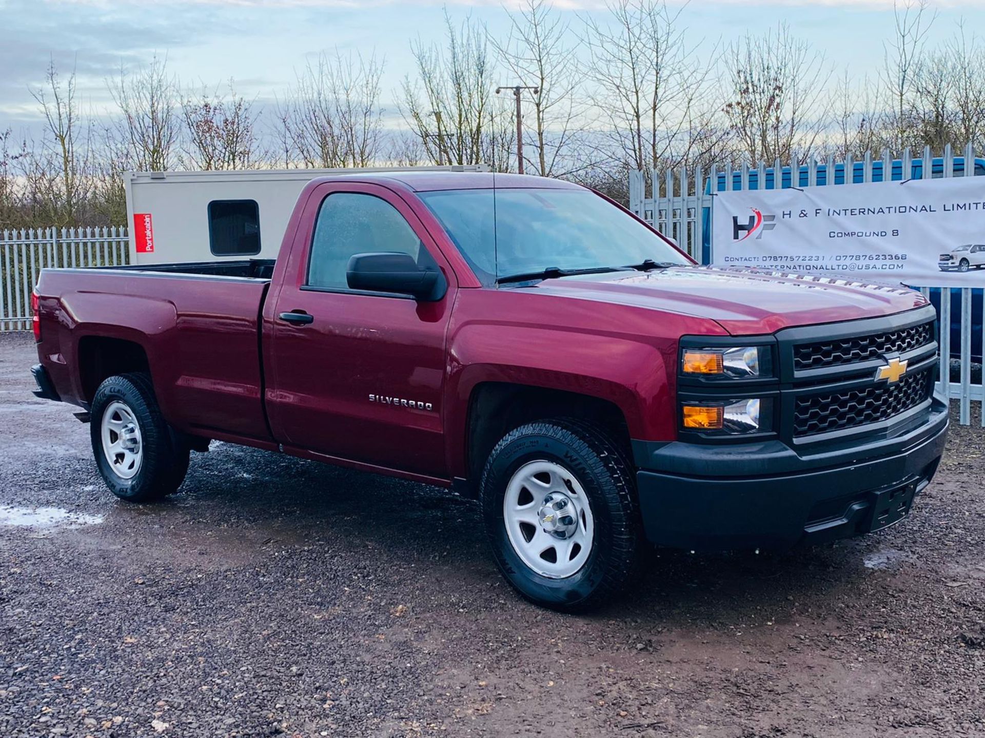 (RESERVE MET) Chevrolet Silverado 1500 4.3L V6 2014 Year - Regular Cab - Air Con - Image 9 of 34