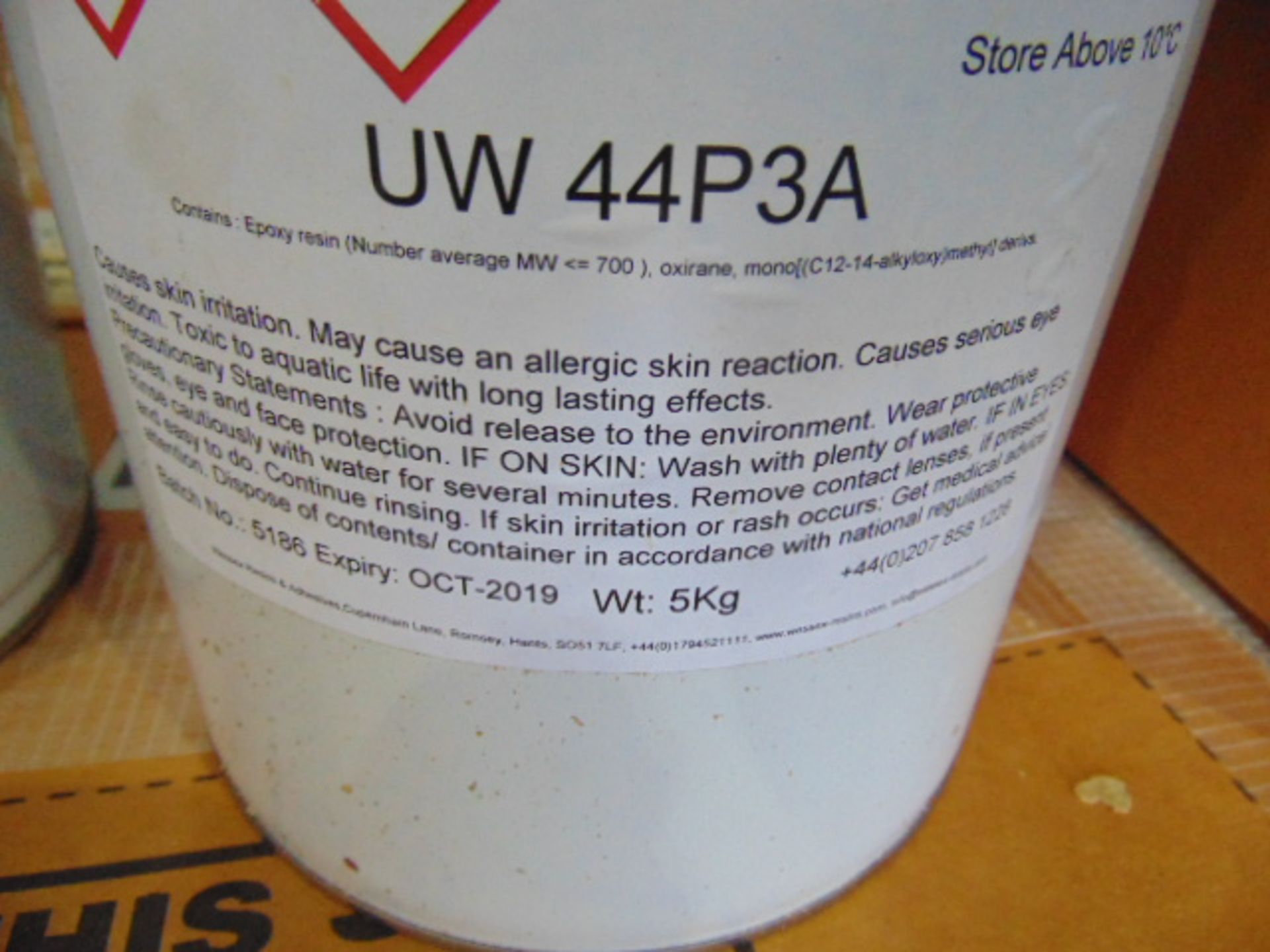 Qty 20 x UW44P3 Epoxy Putty direct from reserve stores - Image 3 of 4