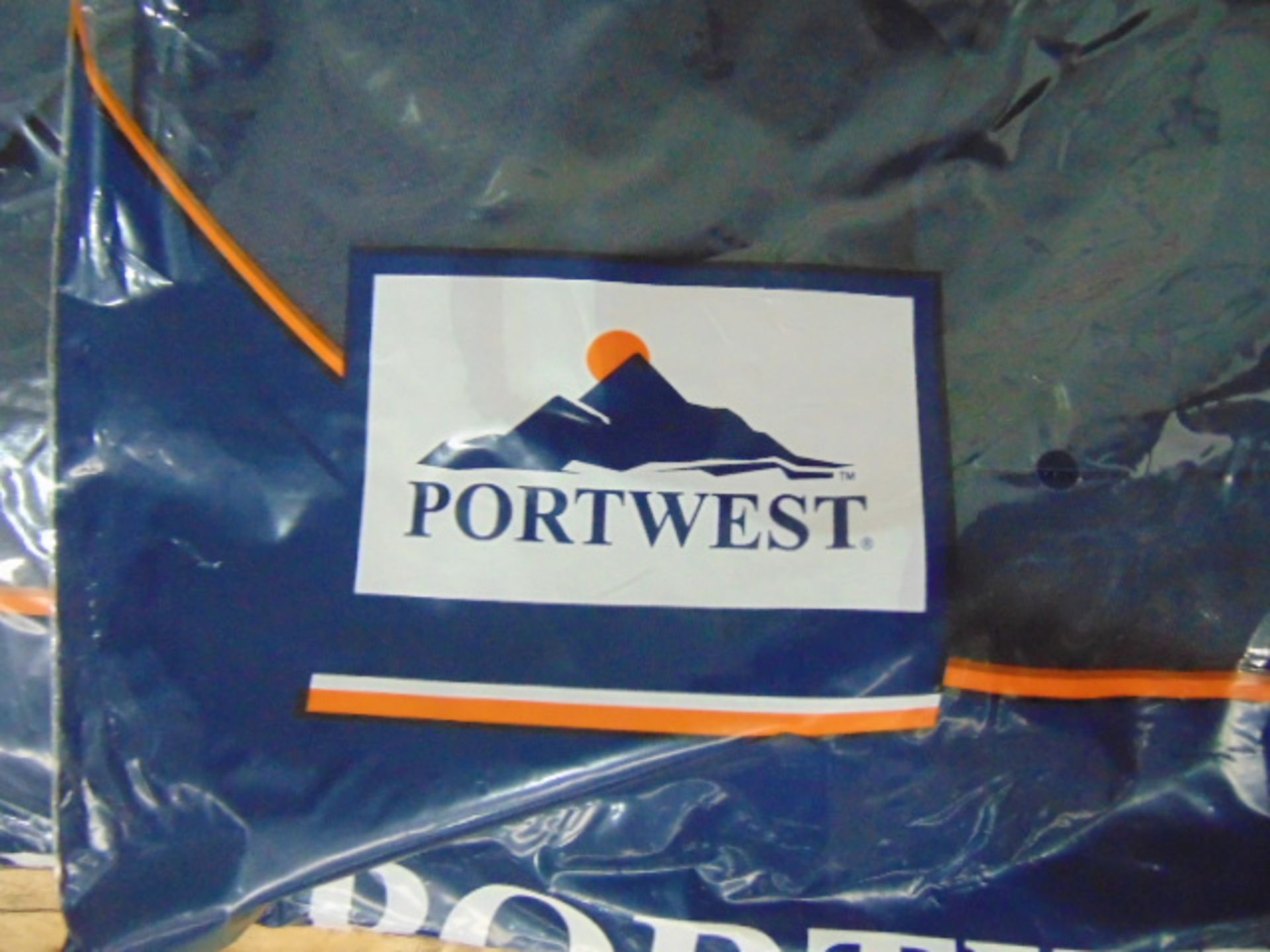 Qty 12 x Unissued Portwest Mayo Jackets - Image 3 of 3