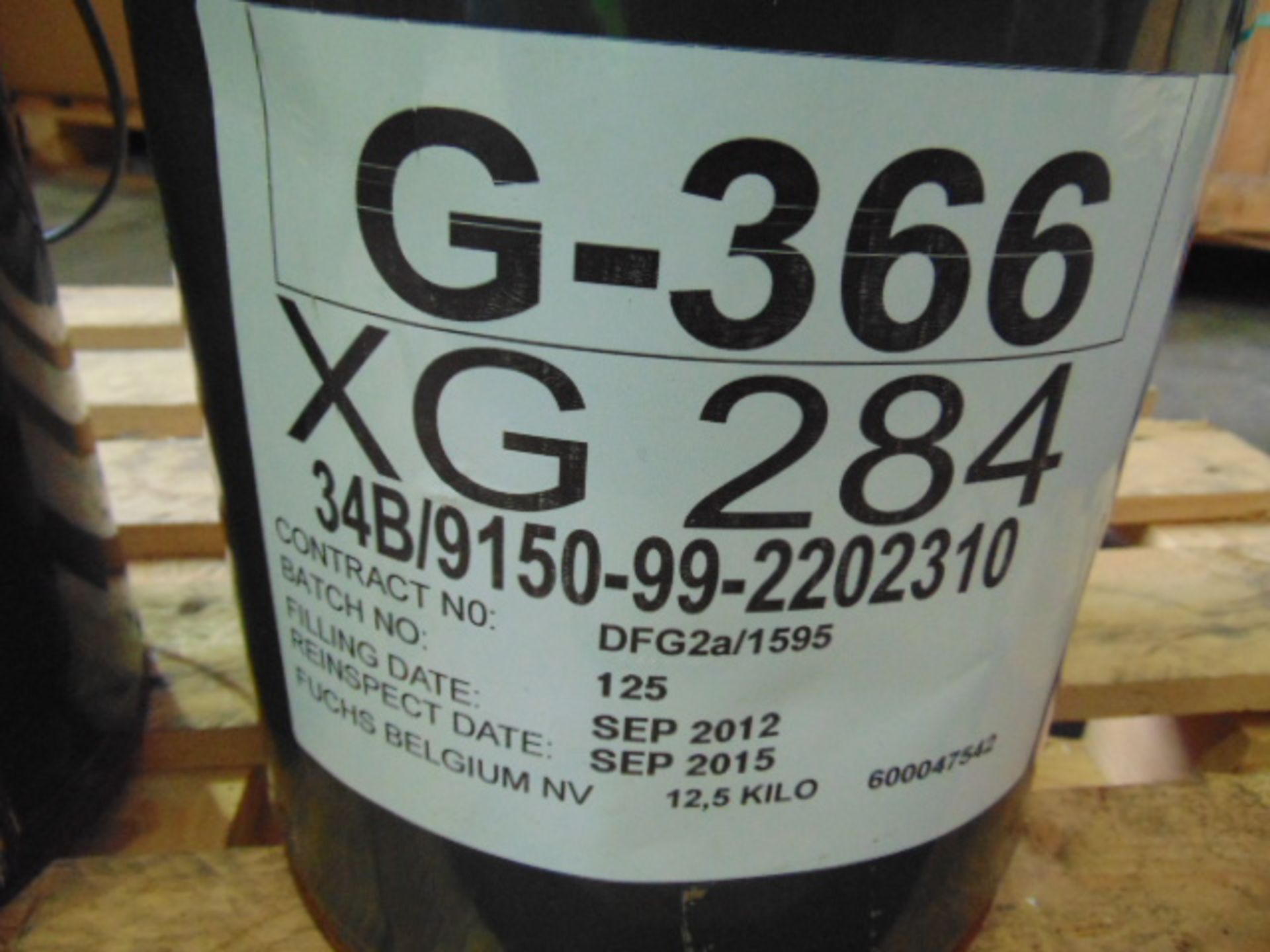 Qty 2 x 12.5Kg G-366/XG-284 Oscillating Bearing Grease direct from reserve stores - Image 2 of 2