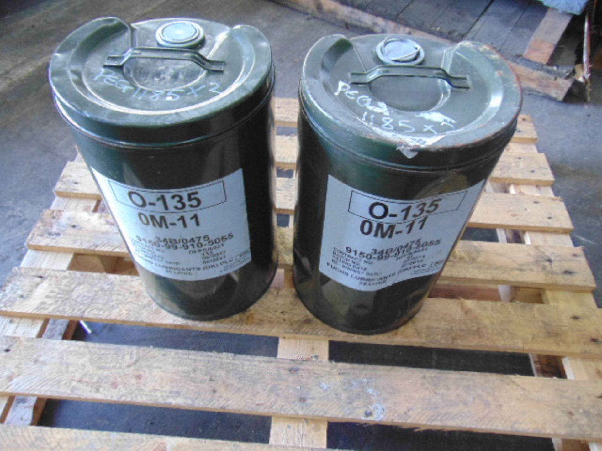 Qty 2 x 25 Ltr O-135/OM-11 Oil direct from reserve stores