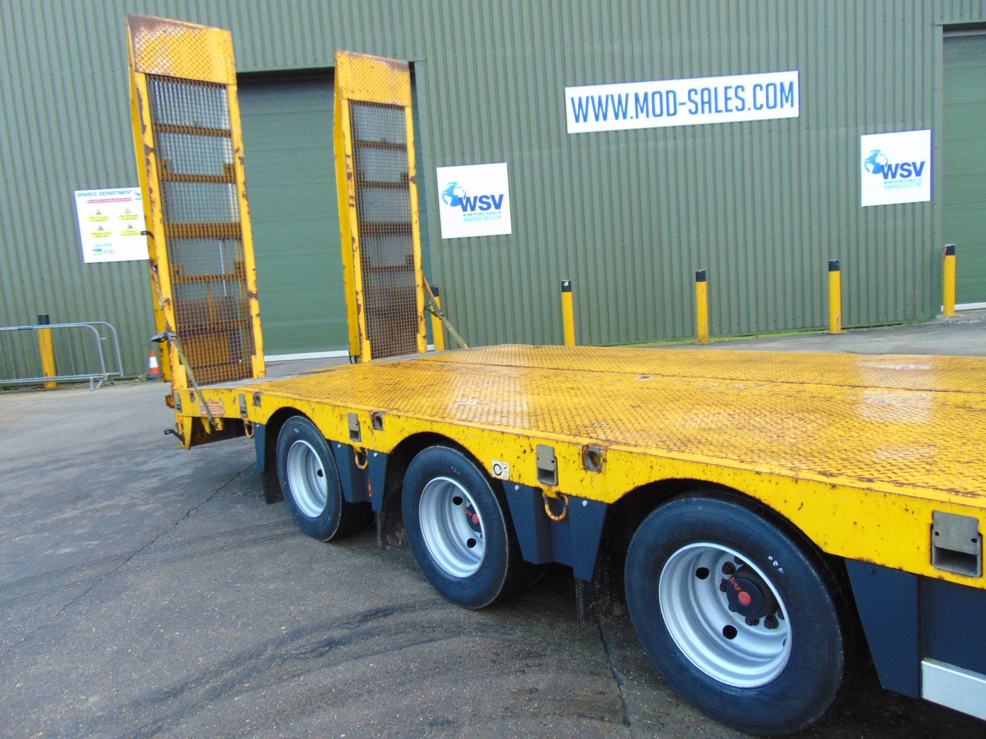 2010 Nooteboom OSDS 48-03 Tri Axle Low Loader Trailer - Image 5 of 24