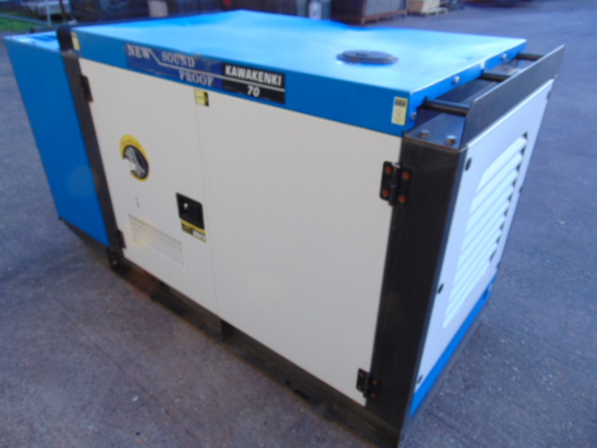 UNISSUED WITH TEST HOURS ONLY 70 KVA 3 Phase Silent Diesel Generator Set - Image 4 of 18