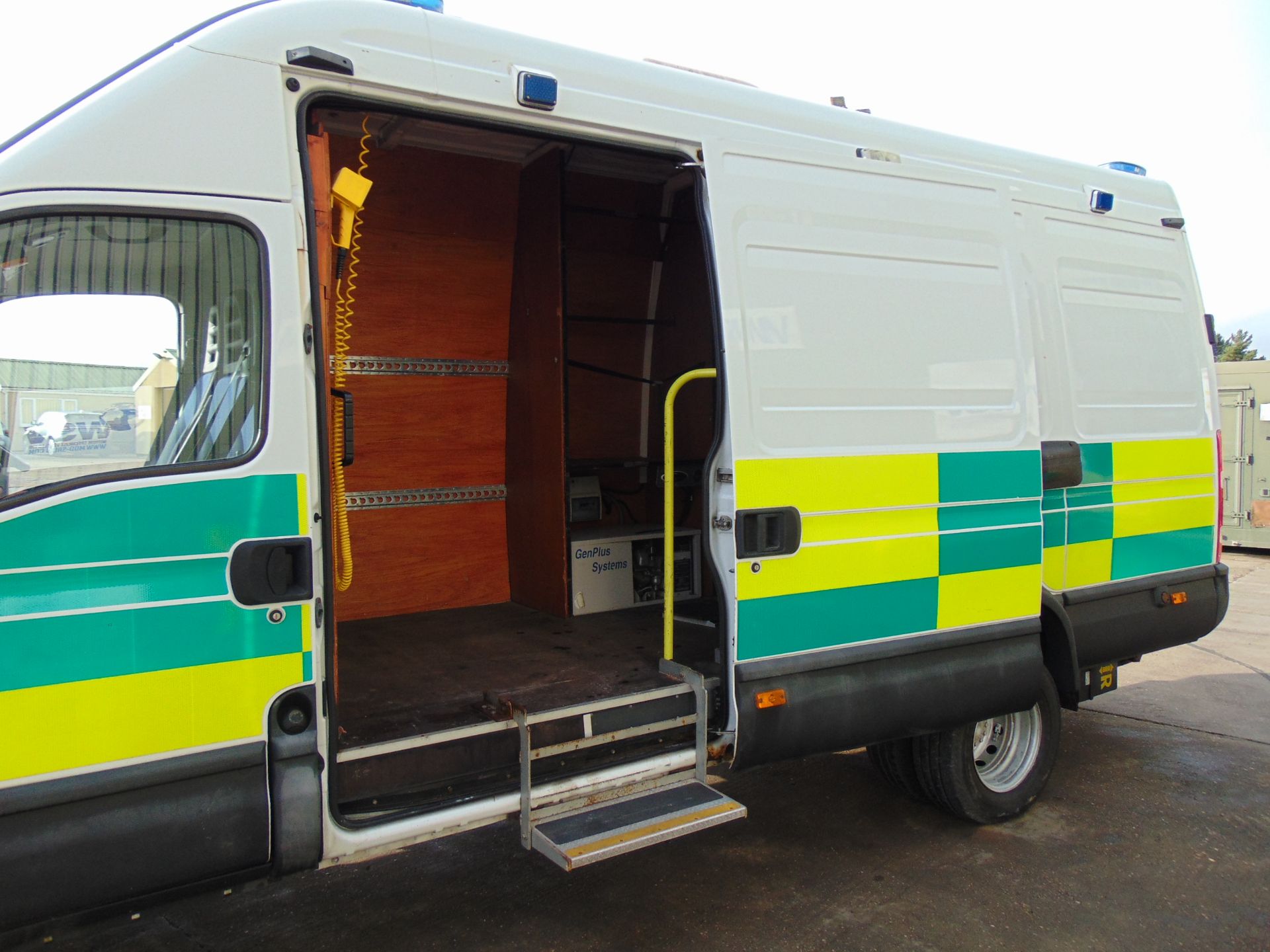 Iveco Daily 65C18V 3.0 HPT Long Wheel Base High roof panel van ONLY 52,841 Miles! - Image 17 of 30