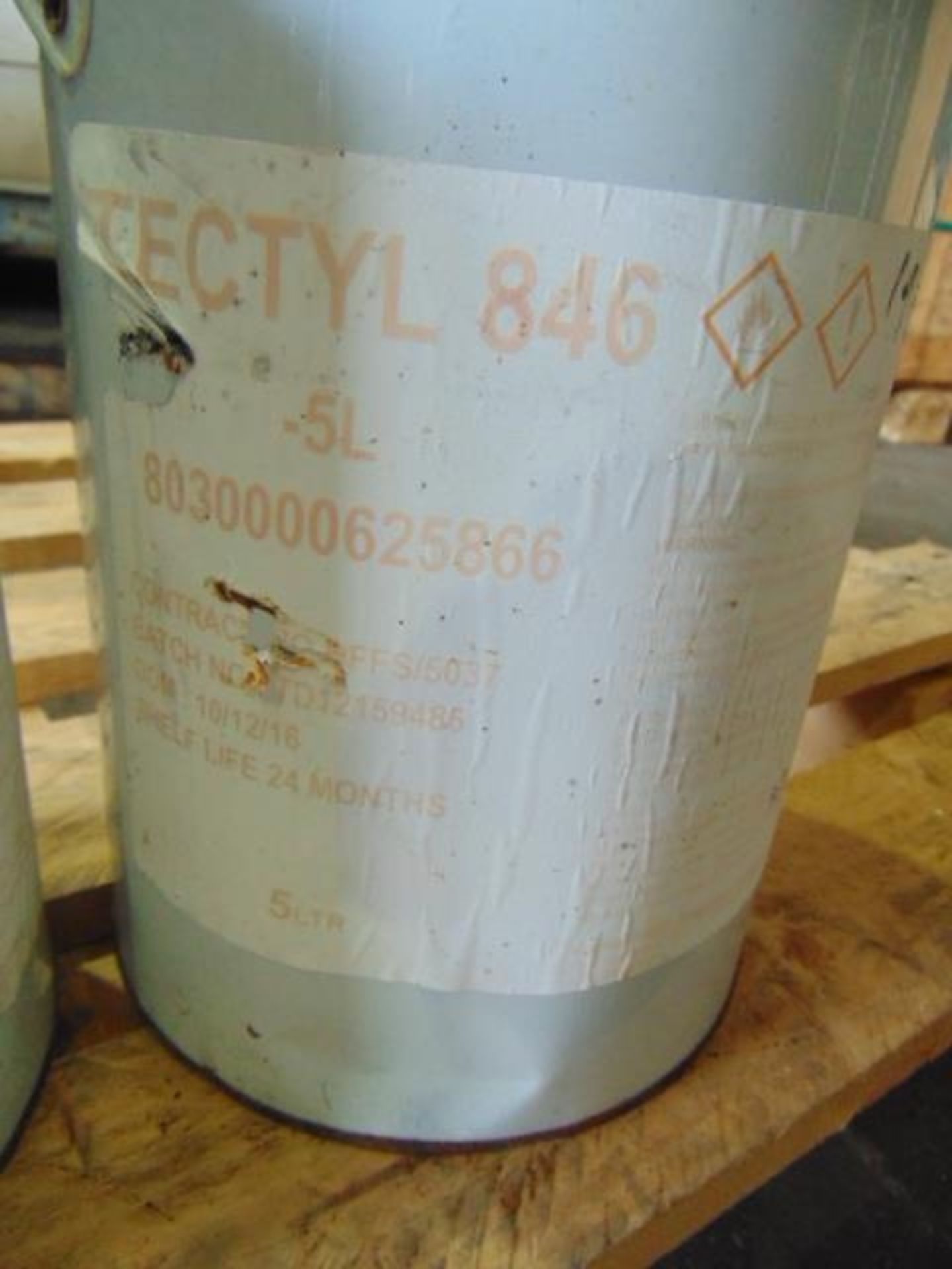 Qty 2 x 5 Ltr Tectyl 846 Corrosion Preventative direct from reserve stores - Image 3 of 3