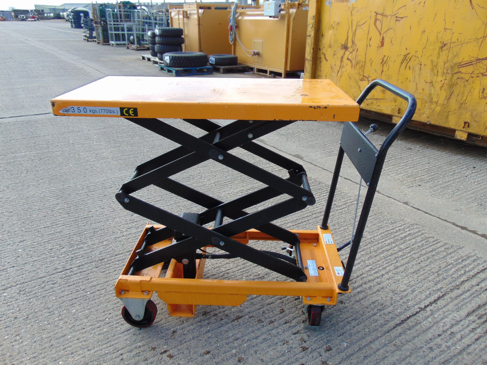 Heavy Duty 350kg Hydraulic Mobile Scissor Lift Table - Image 3 of 8