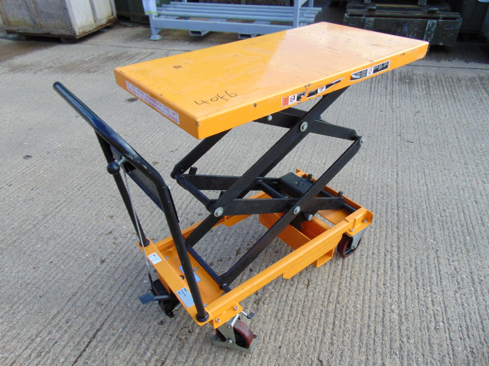 Heavy Duty 350kg Hydraulic Mobile Scissor Lift Table - Image 4 of 8