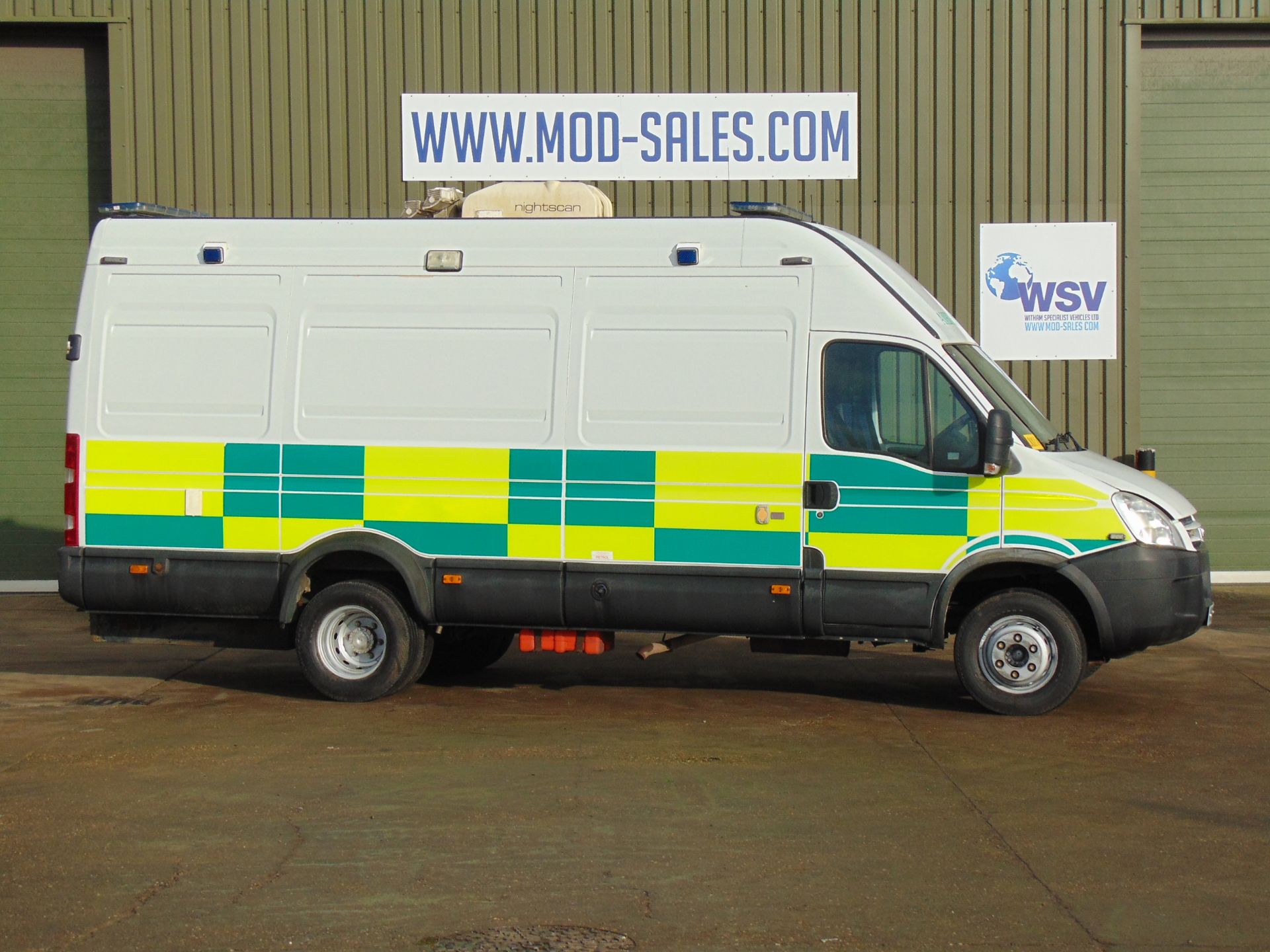 Iveco Daily 65C18V 3.0 HPT Long Wheel Base High roof panel van ONLY 52,841 Miles!
