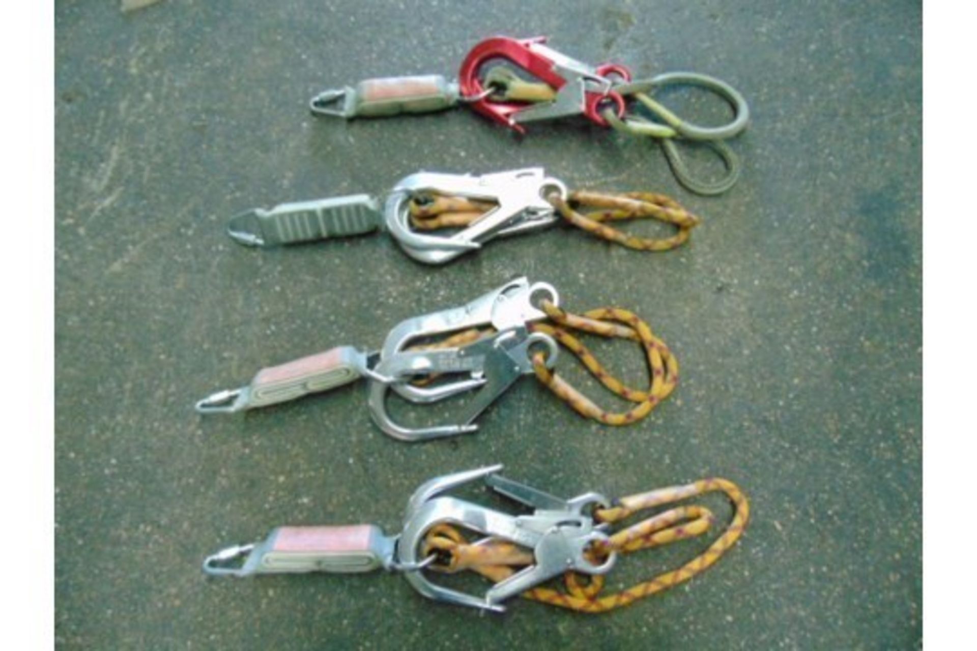 Qty 4 x Heightec Twin Fall Arrest Lanyard with Oval Scaff Hooks