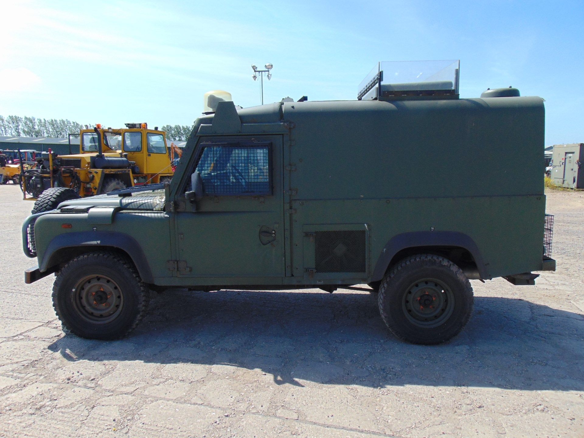 Land Rover 110 300TDi Snatch-2A - Image 4 of 18