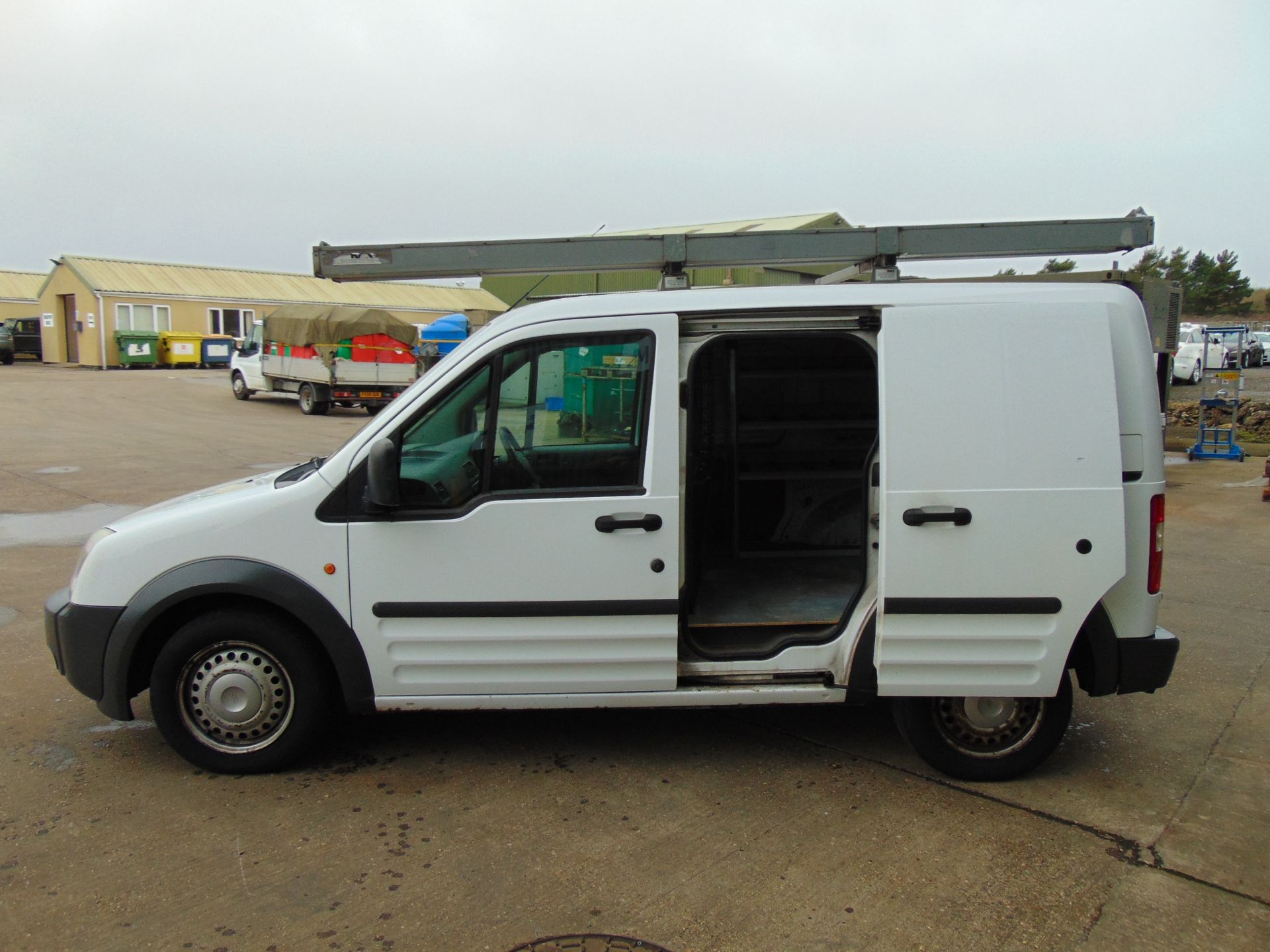 2008 Ford Transit Connect T220 1.8TD Panel Van 71,438 MILES! - Image 12 of 21