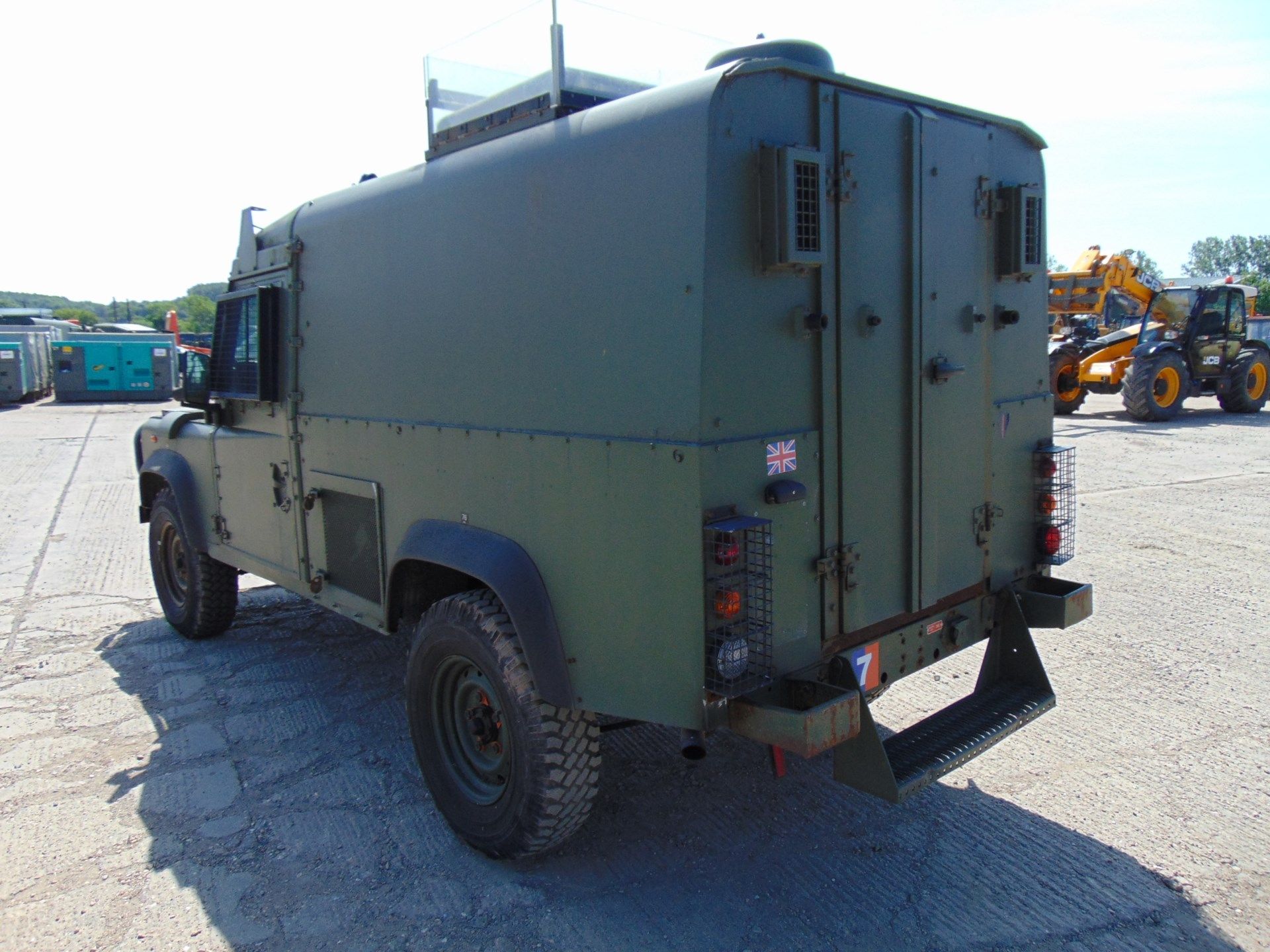 Land Rover 110 300TDi Snatch-2A - Image 8 of 18