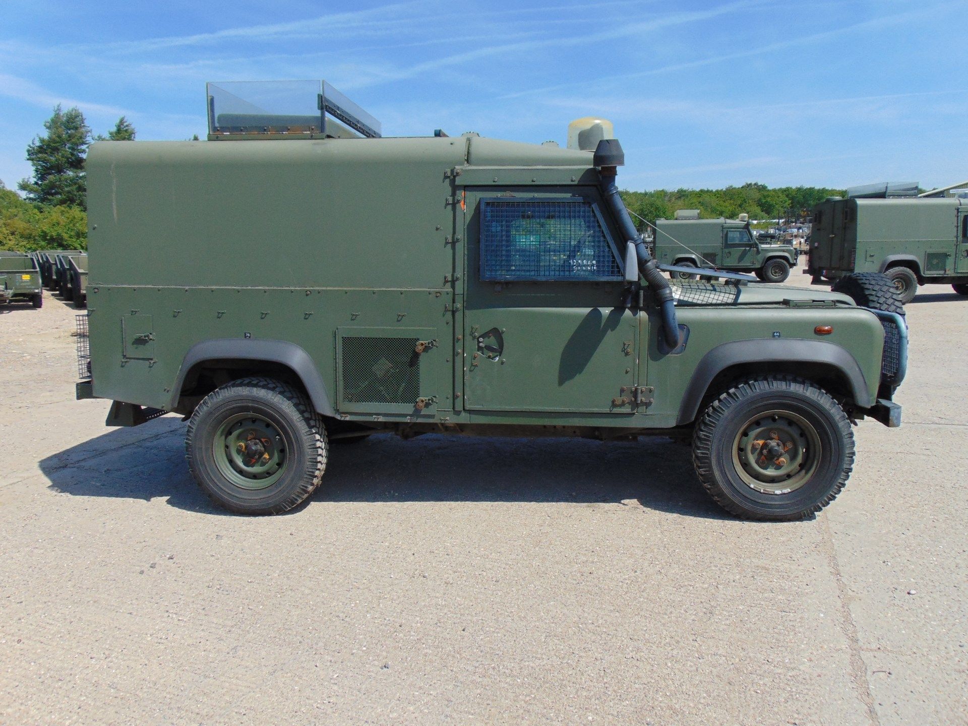 Land Rover 110 300TDi Snatch-2A - Image 5 of 18