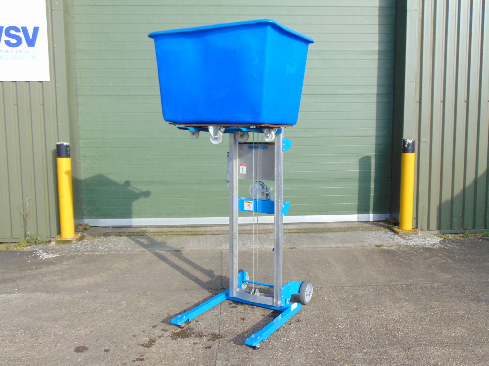 Unused Genie GL-10 Material Lift Fork Lift - Image 5 of 20