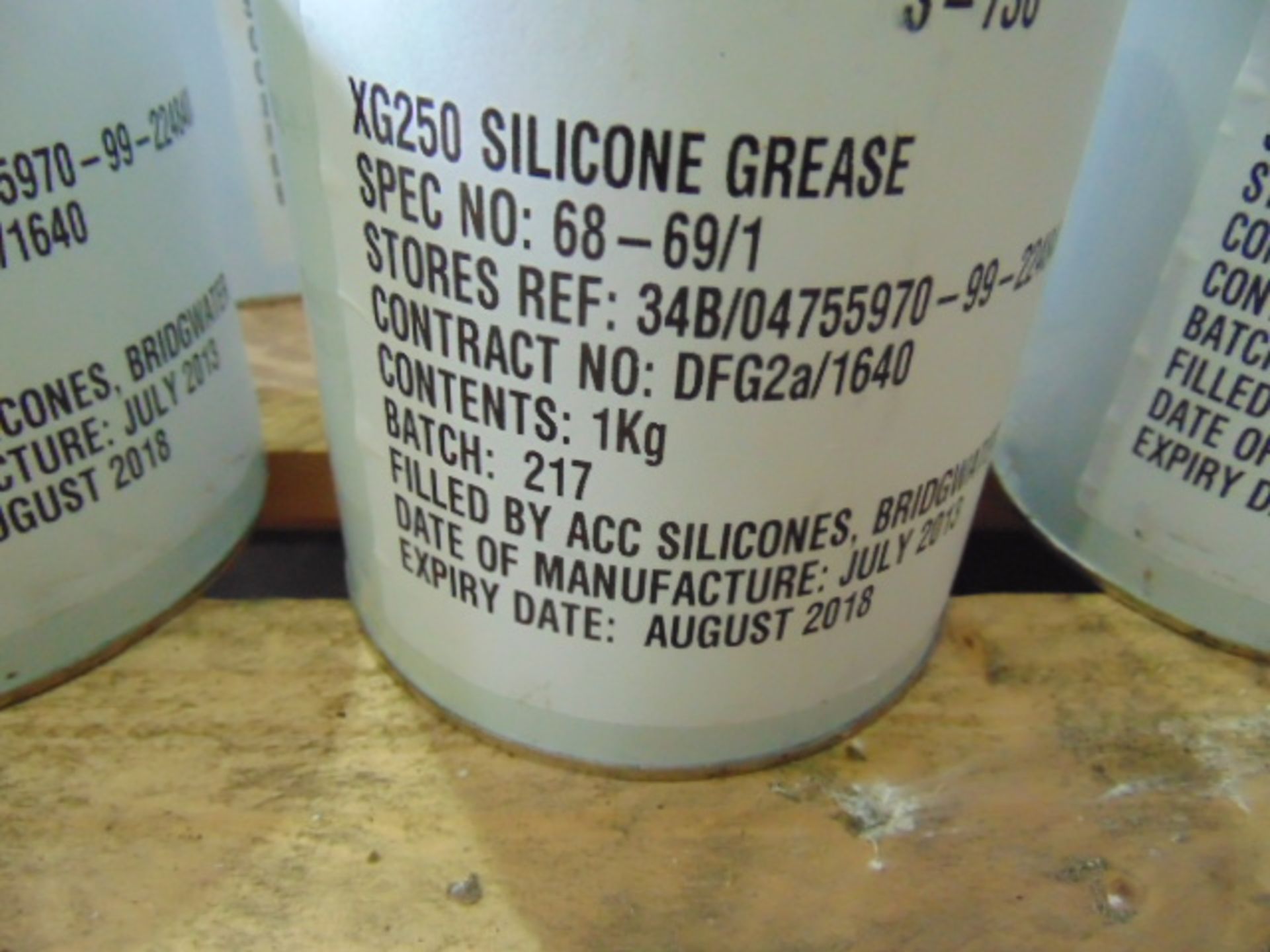 Qty 24 x 1Kg XG250 Silicone Grease direct from reserve stores - Image 2 of 2