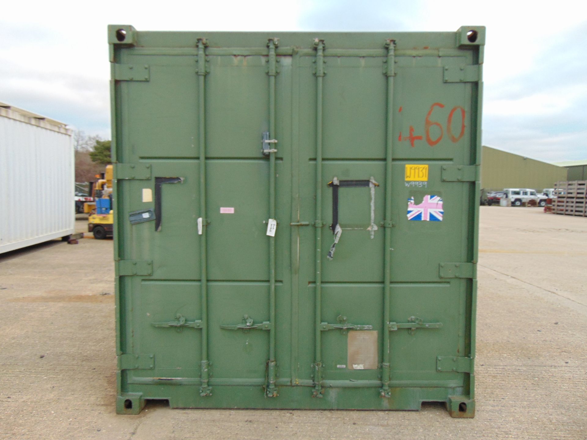 20' ISO Shipping Container C/W Stainless Steel Interior Lining, A/C, Roller Shutter Door etc - Image 15 of 18
