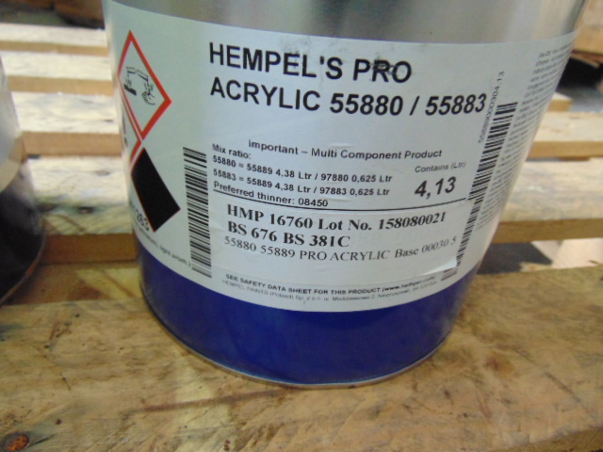 Qty 1 x Hemucryl Ti-Coat 18200, 1 x Hempel Pro Acrylic 55880 Direct from Reserve Stores - Image 4 of 4