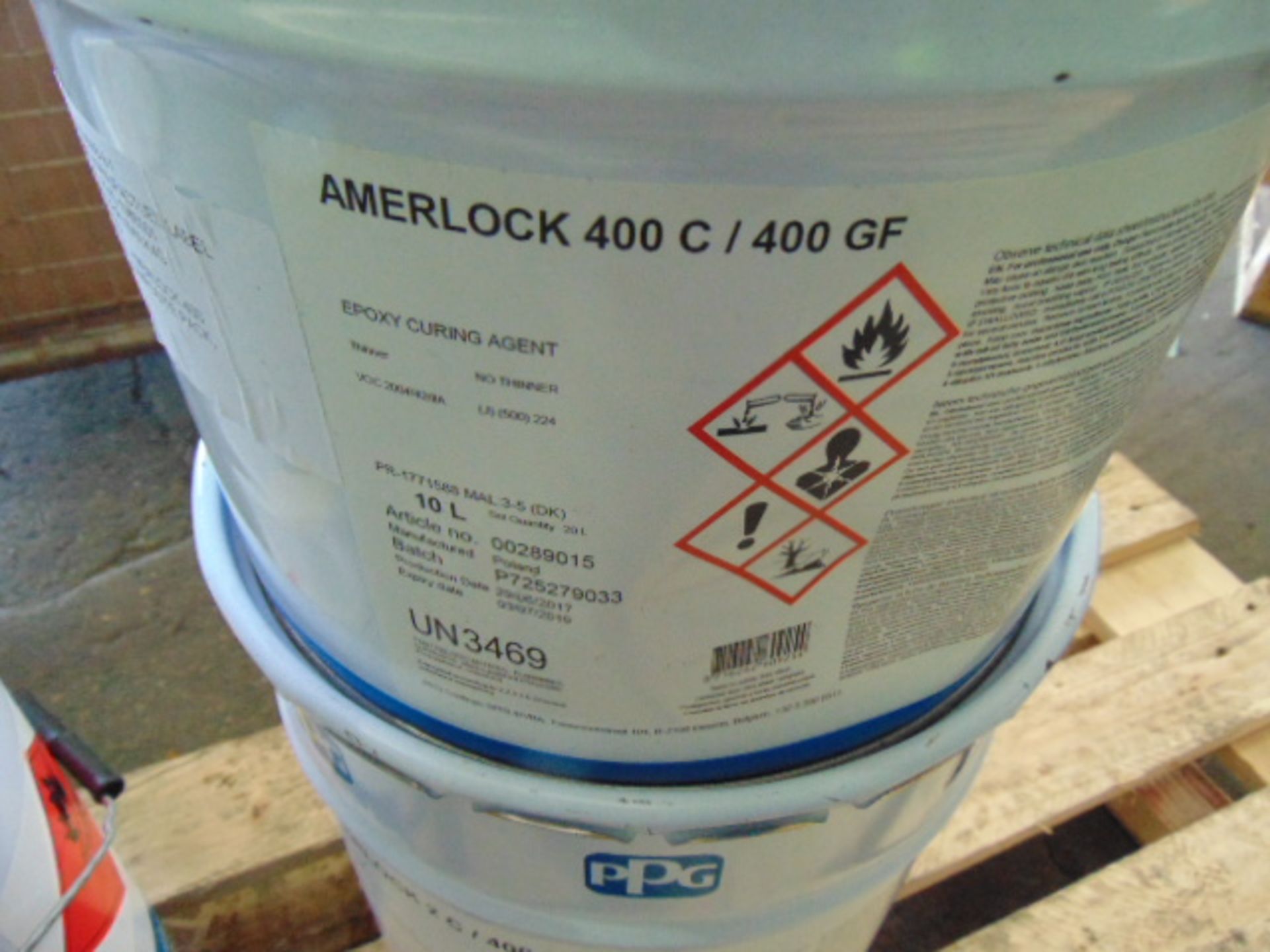 Qty 2 x Amerlock 2C/400C Black Epoxy Coating Direct from Reserve Stores - Image 3 of 3