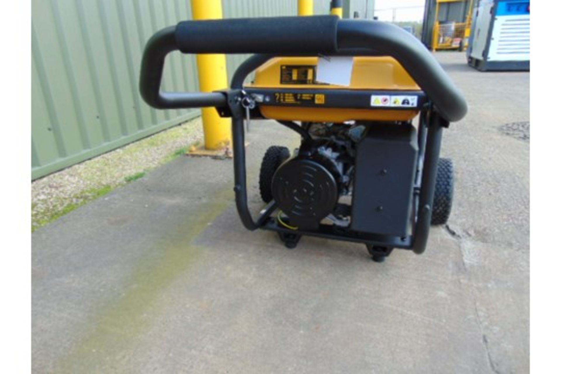 UNISSUED Caterpillar RP4400 Industrial Petrol Generator Set - Image 6 of 10