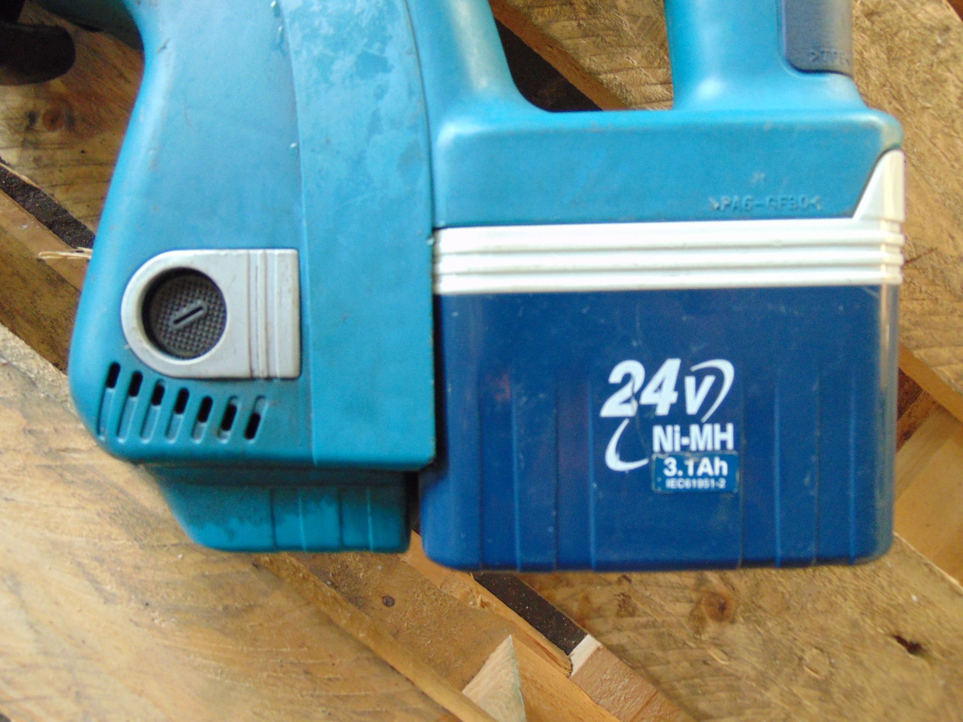 Makita BHR200 Hammer Drill - Image 4 of 5