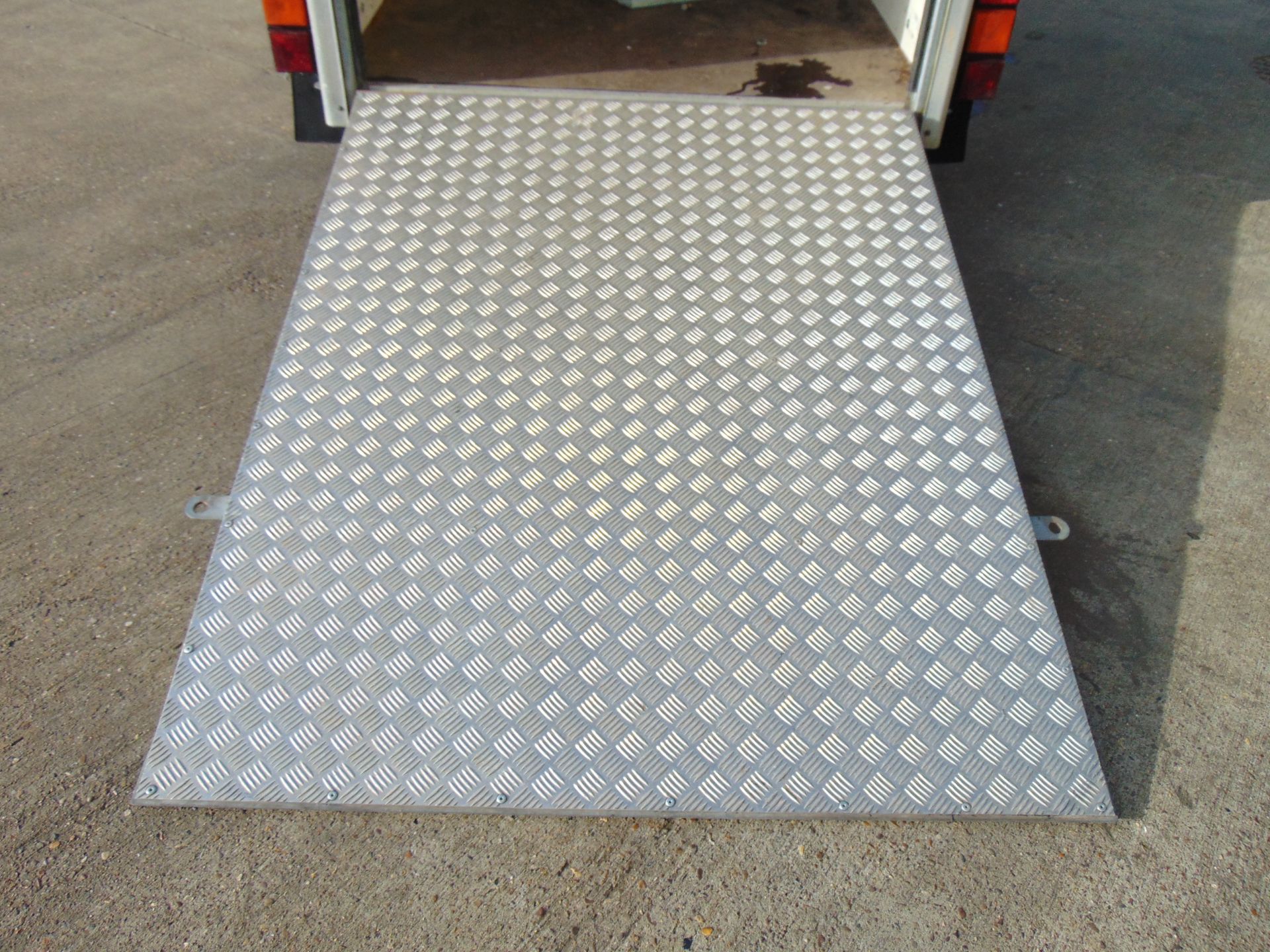 Twin Axle Indispension Box Trailer c/w Dropdown Tailgate / Loading Ramp - Image 11 of 19