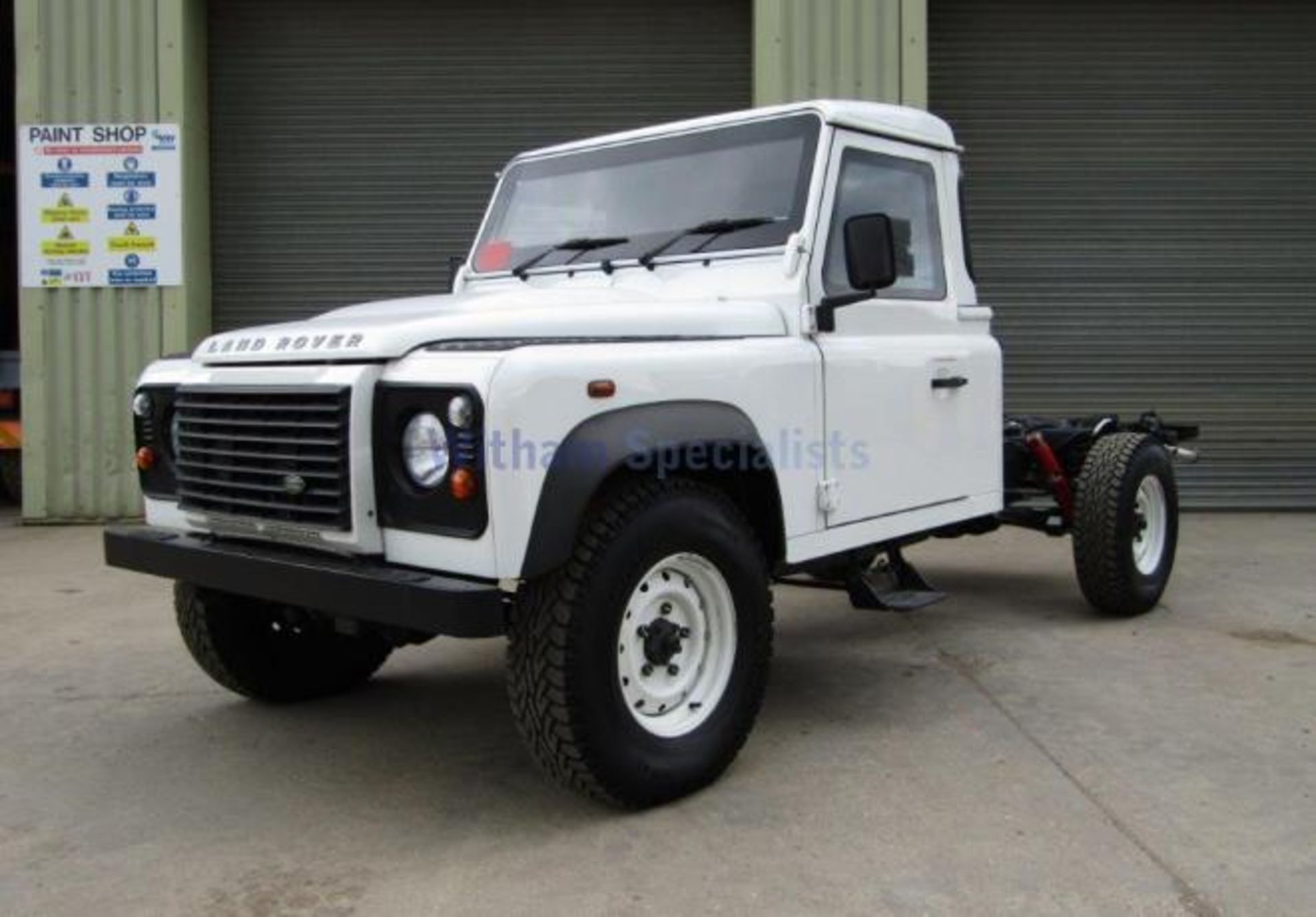 New Unused Export Specification Land Rover Defender Armoured 130 Chassis Cab - Image 3 of 19