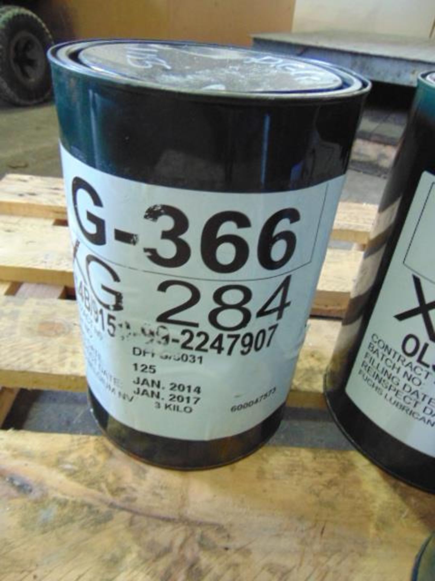 Qty 5 x Mixed Grease direct from reserve stores - Image 2 of 5