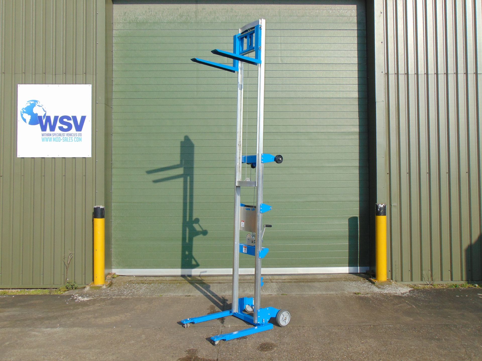 Unused Genie GL-10 Material Lift Fork Lift