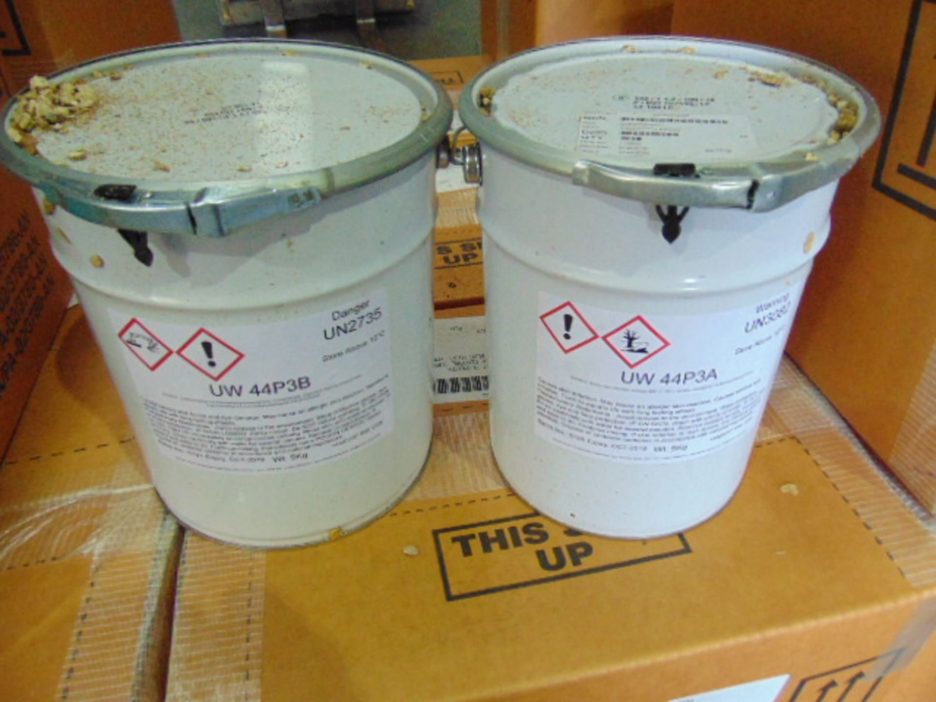 Qty 20 x UW44P3 Epoxy Putty direct from reserve stores - Image 2 of 4