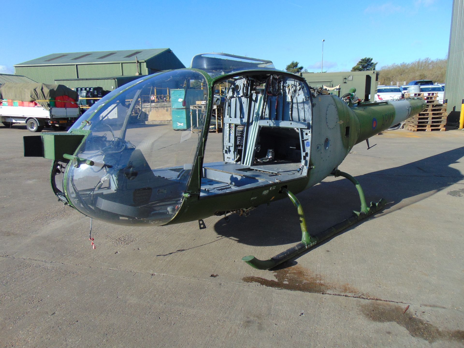 Gazelle AH 1 Turbine Helicopter Airframe (TAIL NUMBER XZ303) - Image 4 of 25