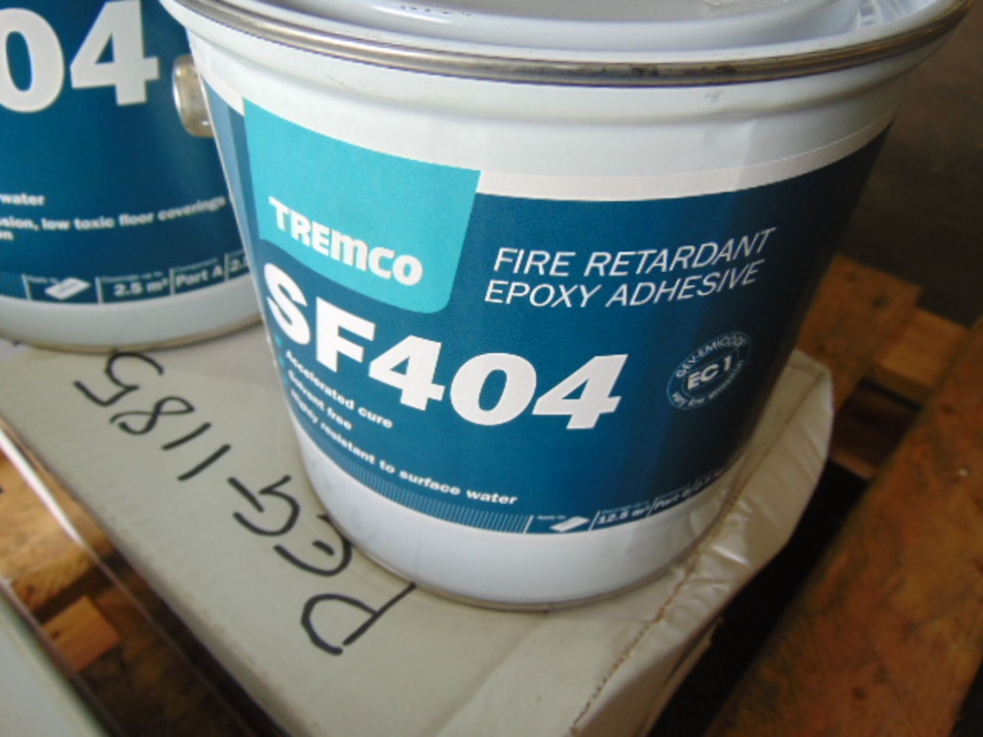 Qty 2 x Tremco SF404 Fire Retardant Epoxy Adhesive Direct from Reserve Stores - Image 3 of 3