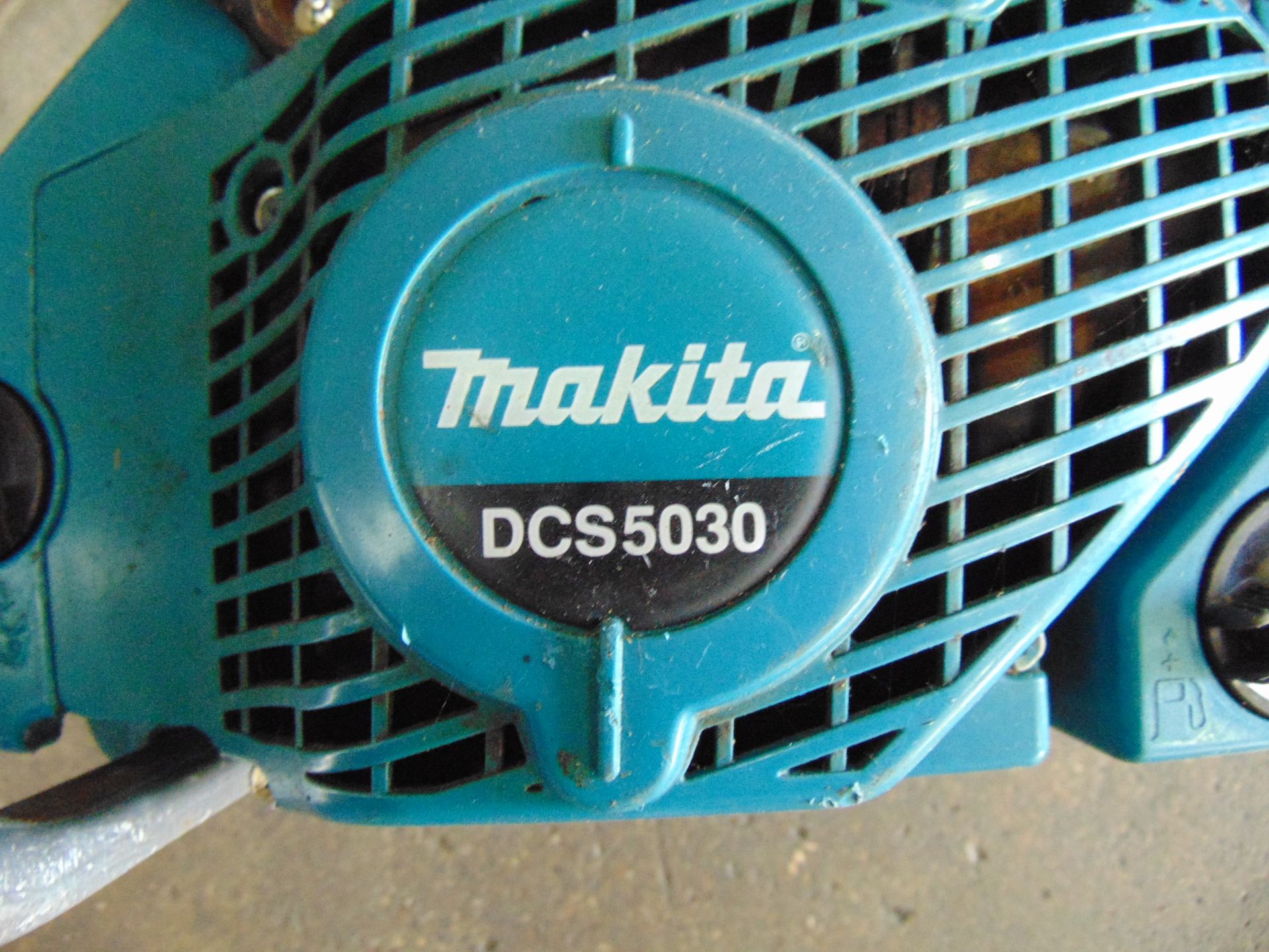 Makita DCS5030 50cc Petrol Chain Saw - Image 3 of 5