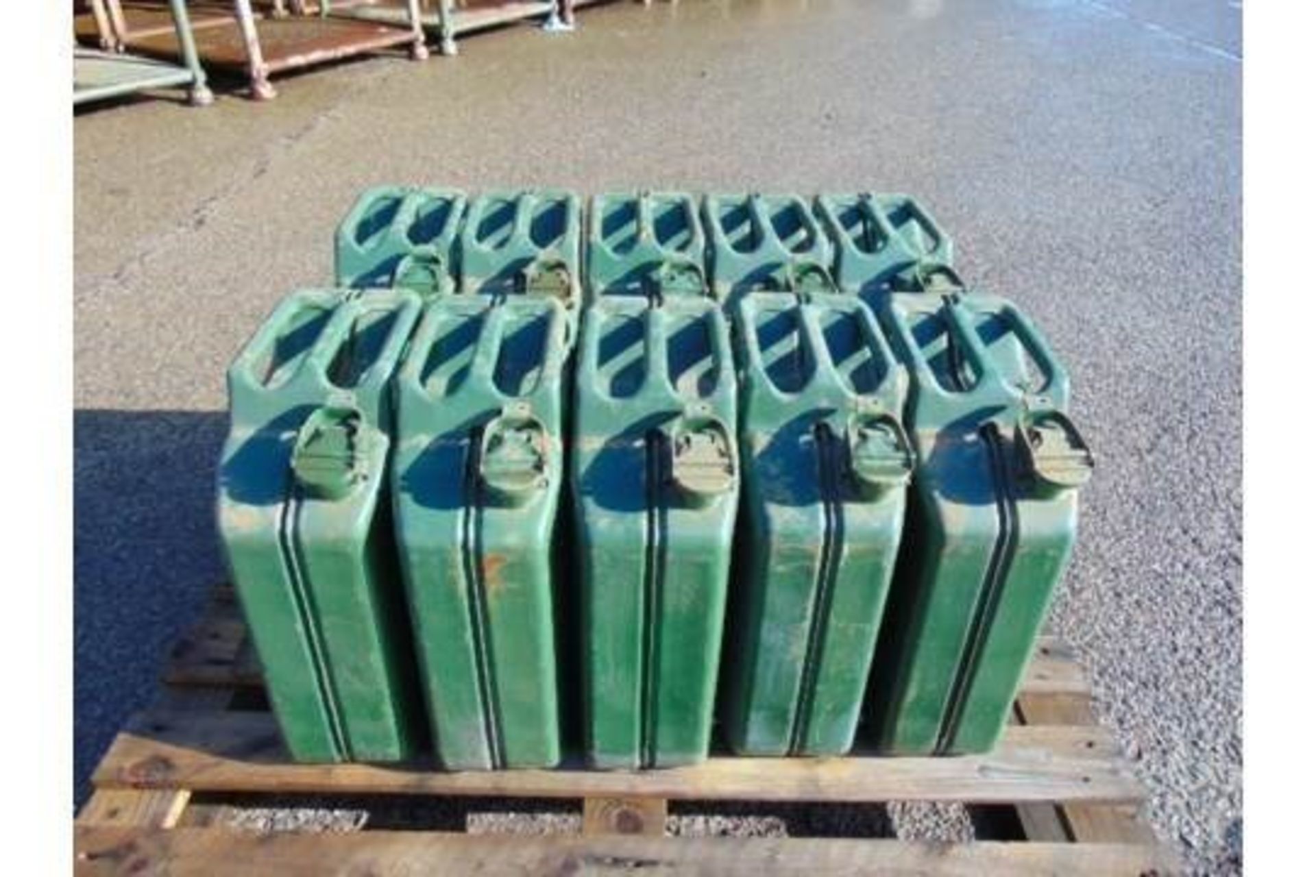 Qty 10 x Unissued NATO Issue 20L Jerry Cans - Image 2 of 7