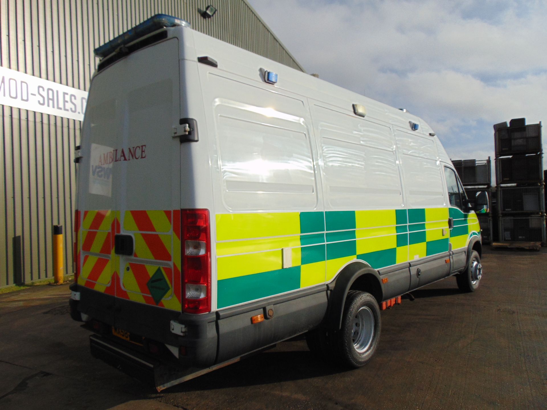 Iveco Daily 65C18V 3.0 HPT Long Wheel Base High roof panel van ONLY 52,841 Miles! - Image 7 of 30