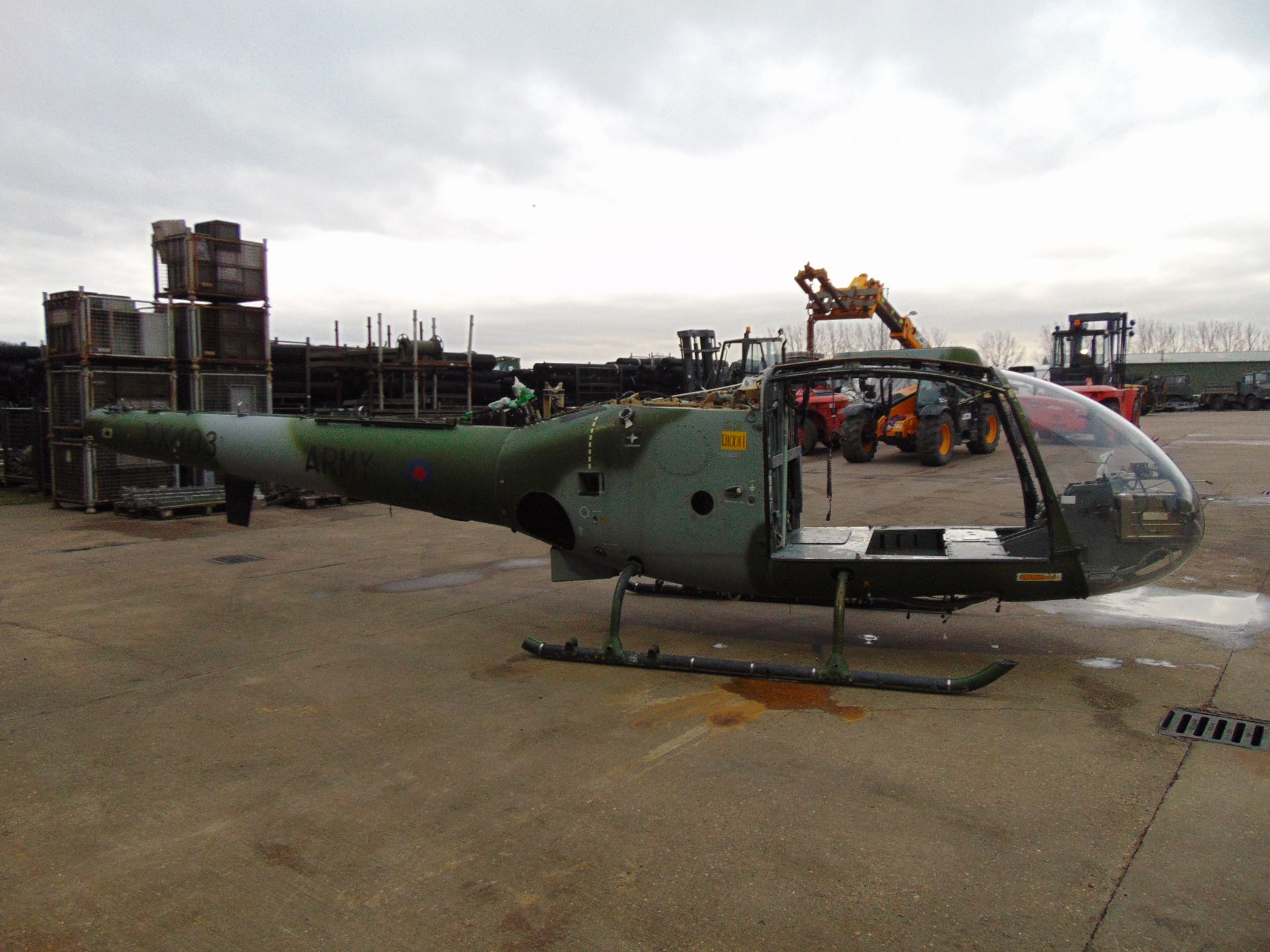 Gazelle AH 1 Turbine Helicopter Airframe (TAIL NUMBER XX403) - Image 6 of 28