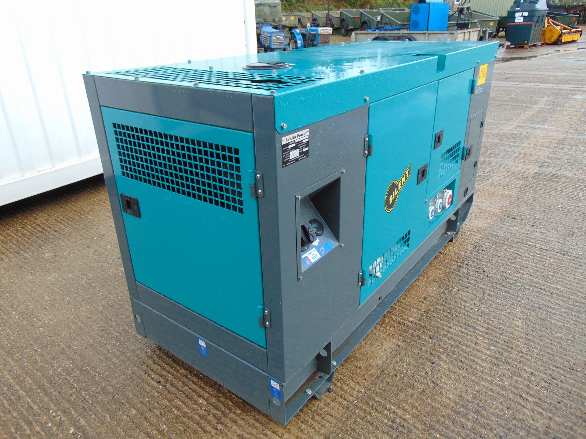 UNISSUED WITH TEST HOURS ONLY 70 KVA 3 Phase Silent Diesel Generator Set - Bild 2 aus 19