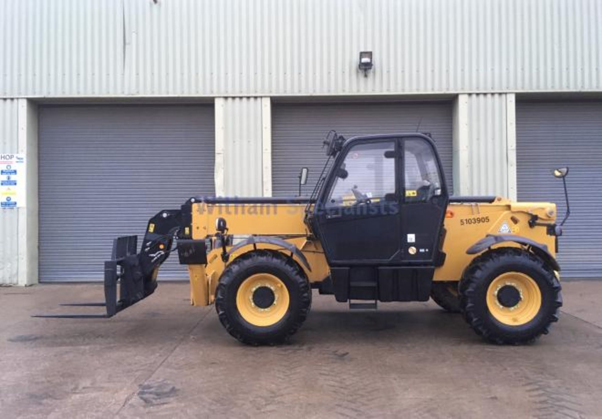 2014 Caterpillar TH414C GC 3.6 ton Telehandler - Image 3 of 20