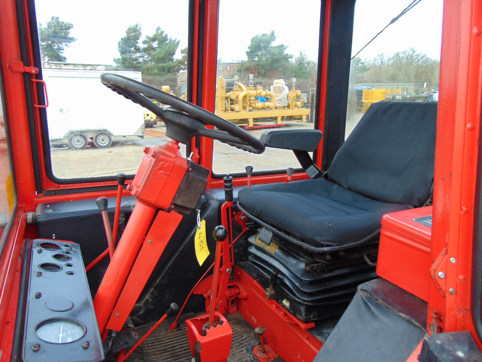 Very Rare USSR Belarus 250 2WD Tractor Very Low Hours! - Image 15 of 26