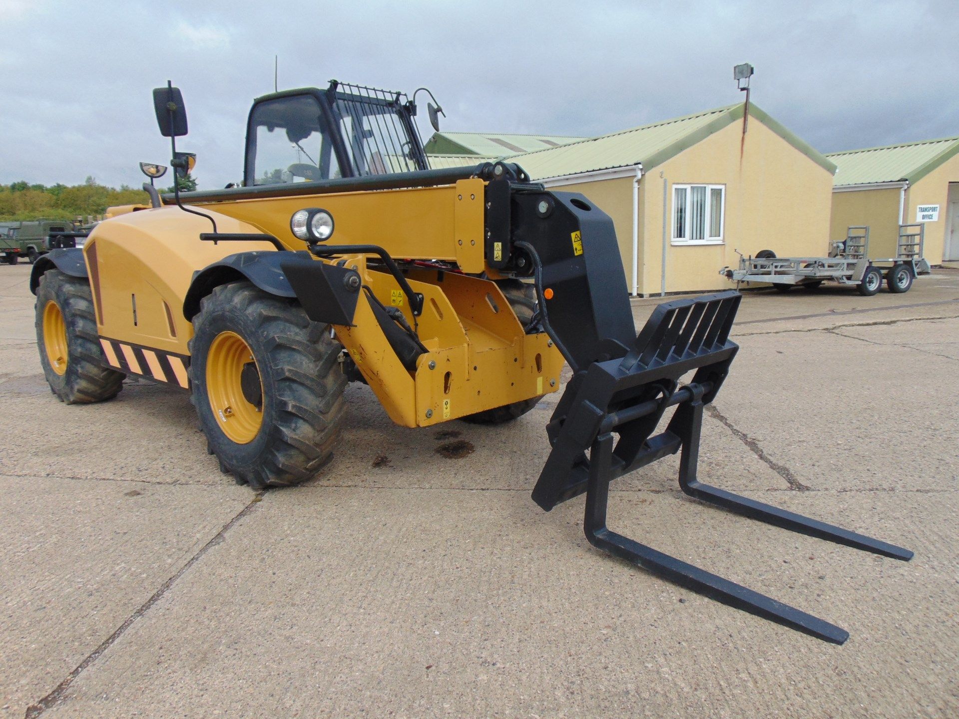 2014 Caterpillar TH414C GC 3.6 ton Telehandler