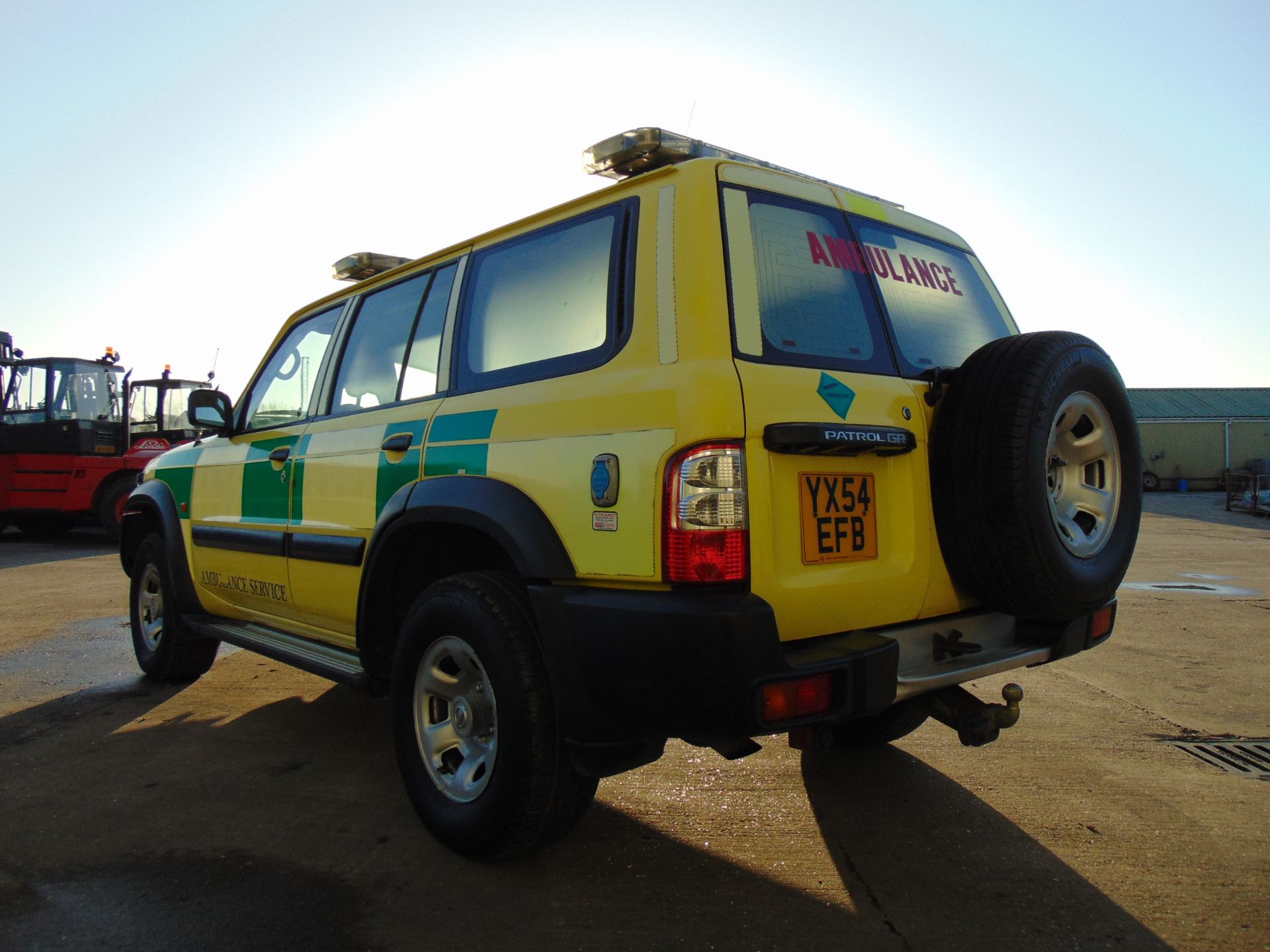 2004 Nissan Patrol GR 4x4 Ambulance / Mobile Workshop ONLY 74,974 Miles - Bild 8 aus 28