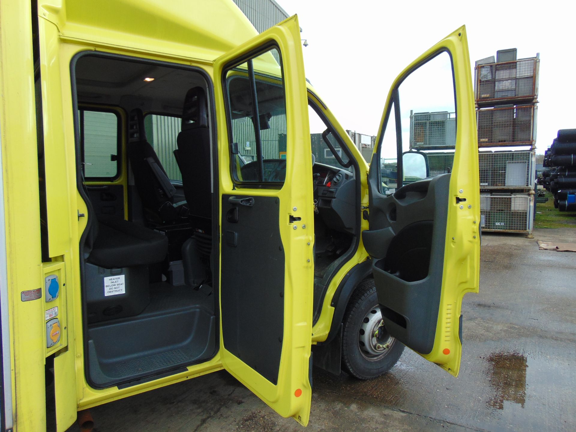 2011 Iveco Daily 70C17A Double Cab Incident Response Unit complete with 750 Kg Tail Lift & Generator - Image 32 of 42