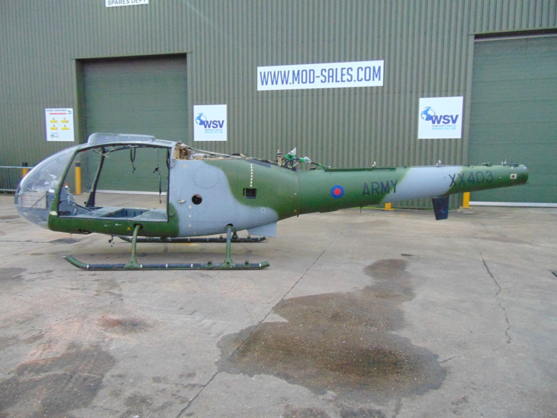 Gazelle AH 1 Turbine Helicopter Airframe (TAIL NUMBER XX403) - Image 9 of 28