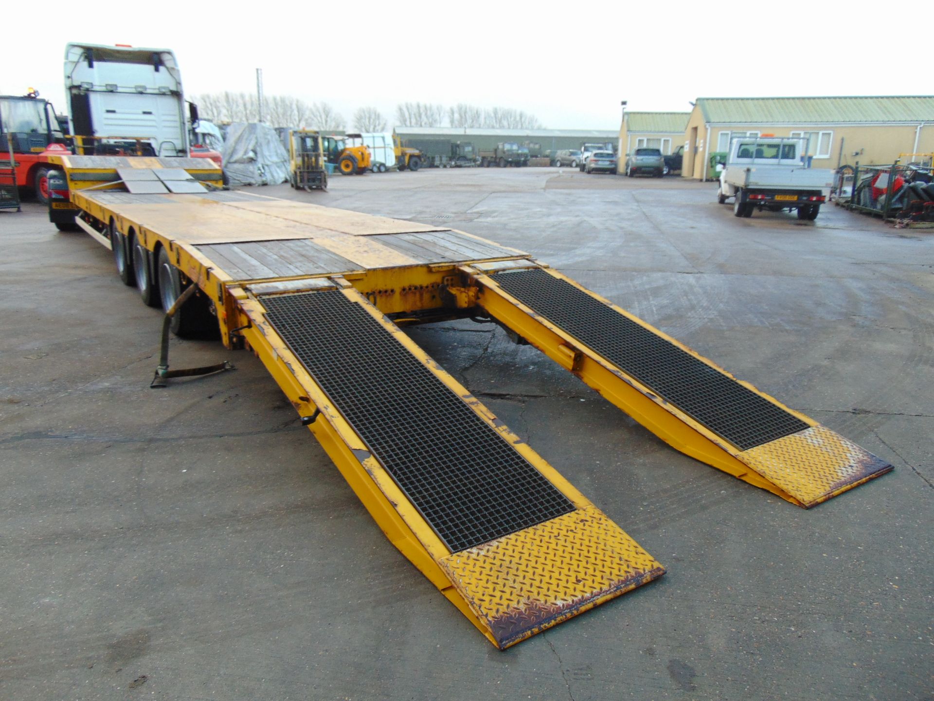 2010 Nooteboom OSDS 48-03 Tri Axle Low Loader Trailer - Image 5 of 24
