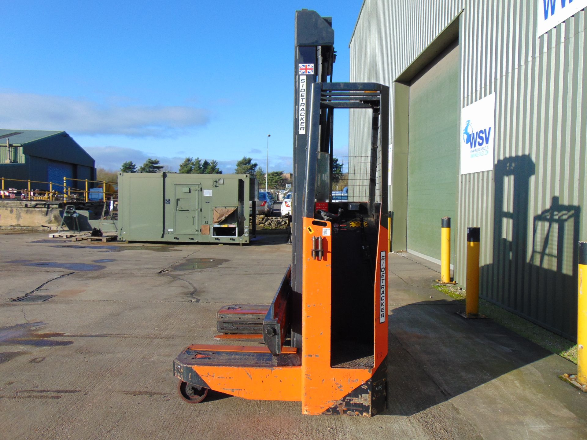 1999 Sidetracker S025B 4 Way Drive 4-way Reach Truck - Image 5 of 31