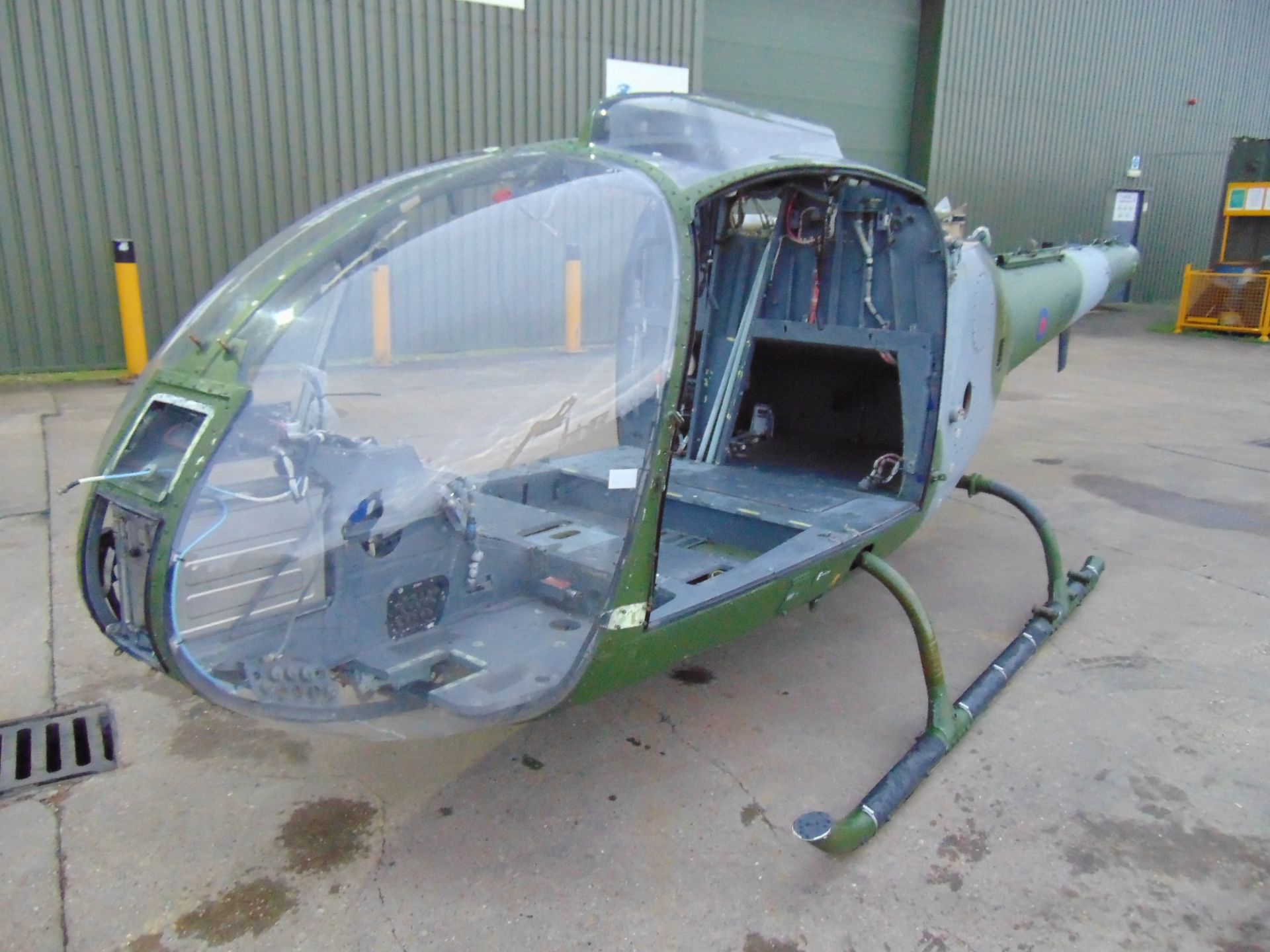 Gazelle AH 1 Turbine Helicopter Airframe (TAIL NUMBER XX403) - Image 3 of 28