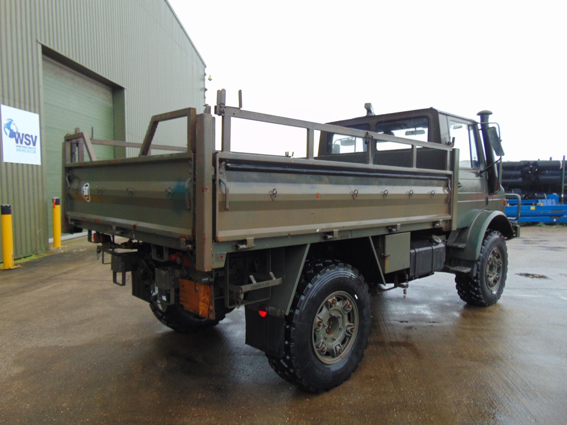 Mercedes Unimog U1300L 4x4 Drop Side Cargo Winch Truck - Image 7 of 25