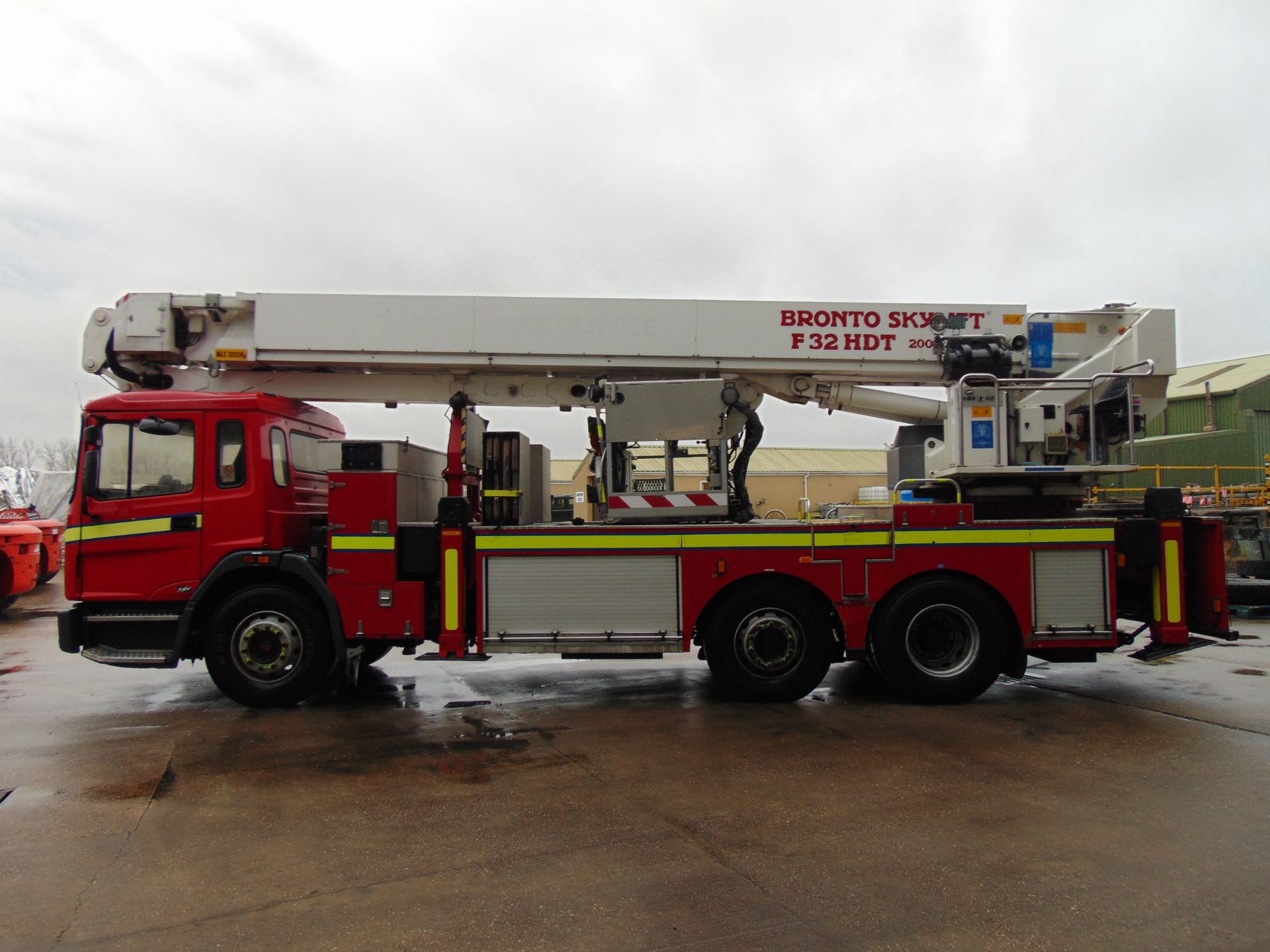 ERF Angloco EC8 Fire Appliance Aerial Ladder Platform ALP with Bronto Skylift F 32 HDT - Image 6 of 40