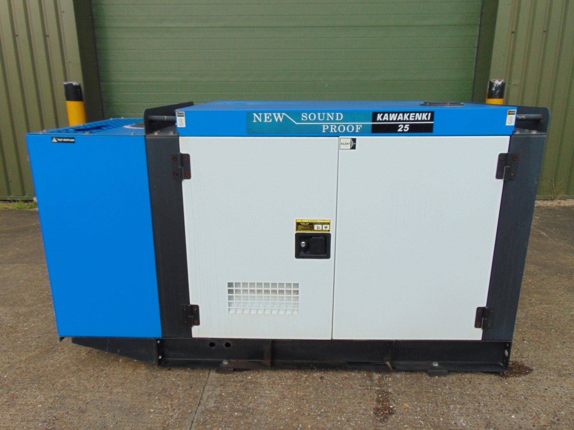 UNISSUED 25 KVA 3 Phase Silent Diesel Generator Set