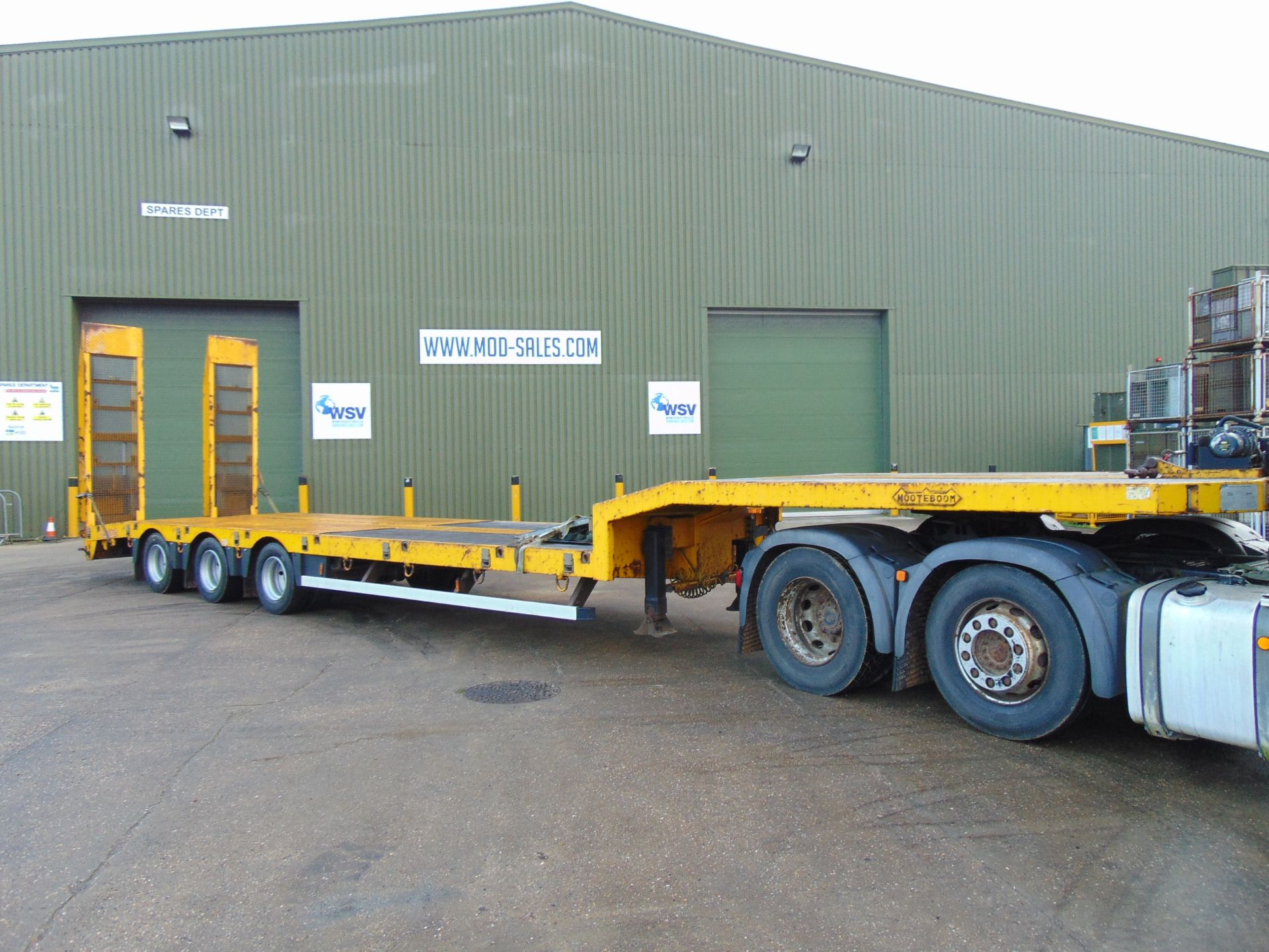 2010 Nooteboom OSDS 48-03 Tri Axle Low Loader Trailer